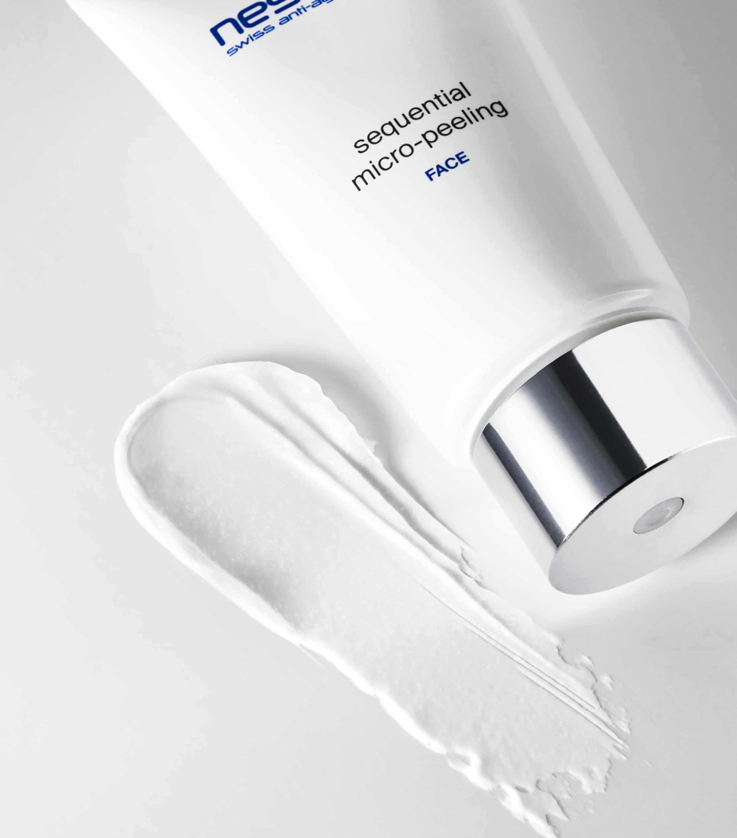 Sequential Micro-Peeling Treatment (60ml) NO COLOUR Image 3