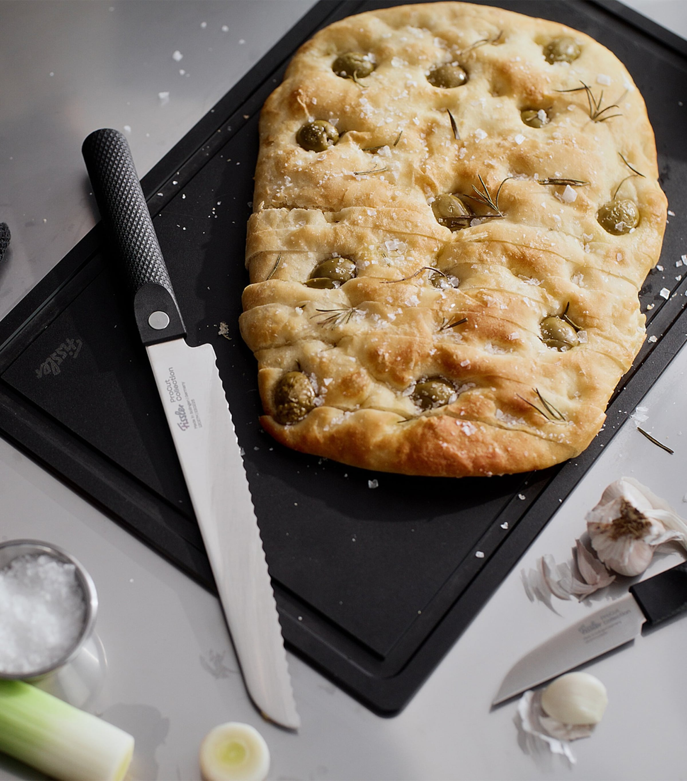 Stainless Steel ProCut Serrated Bread Knife SS / SILVER / BLACK Image 4