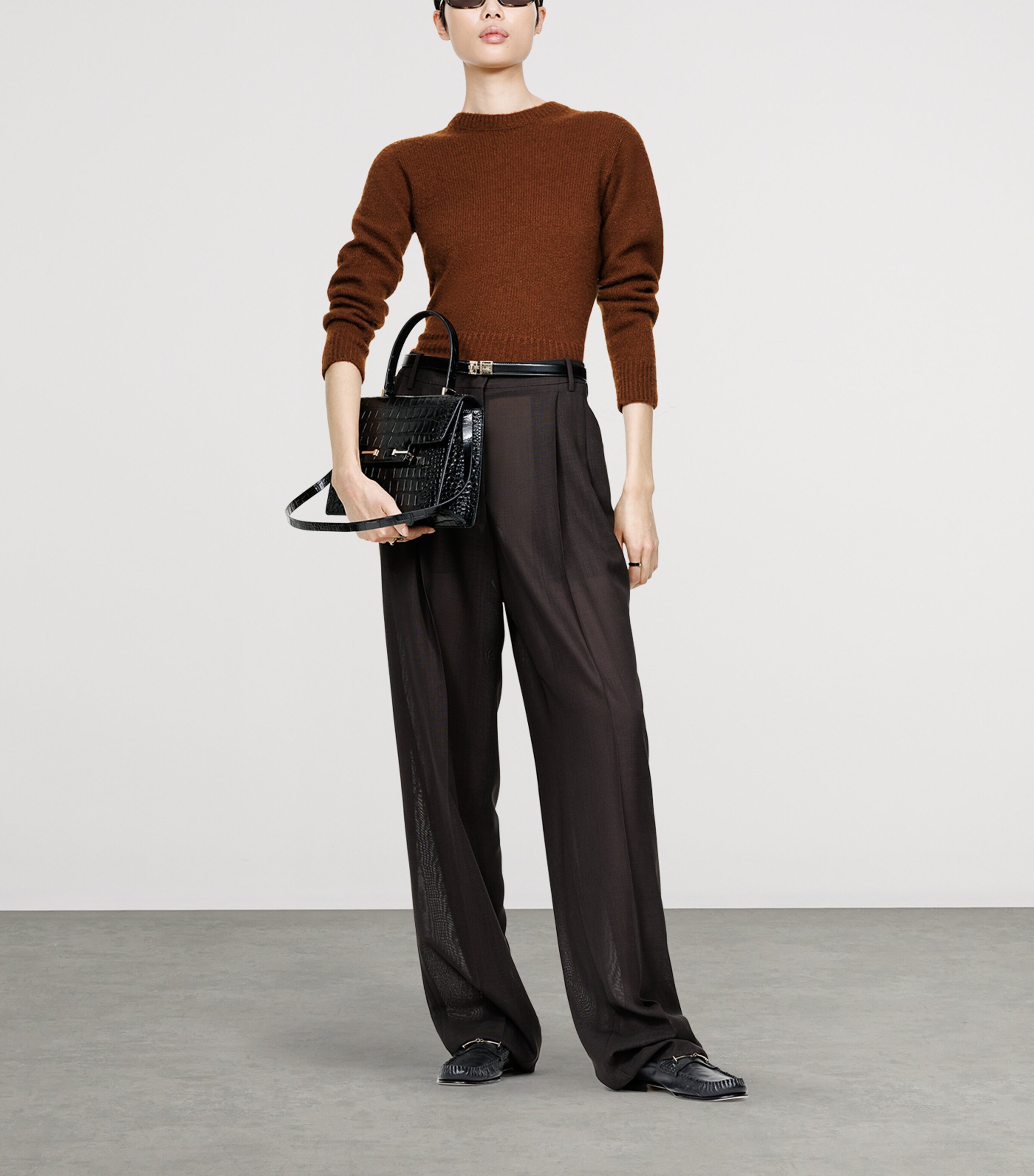 TOM FORD Womens Cashmere-Blend Sweater Eao Image 2