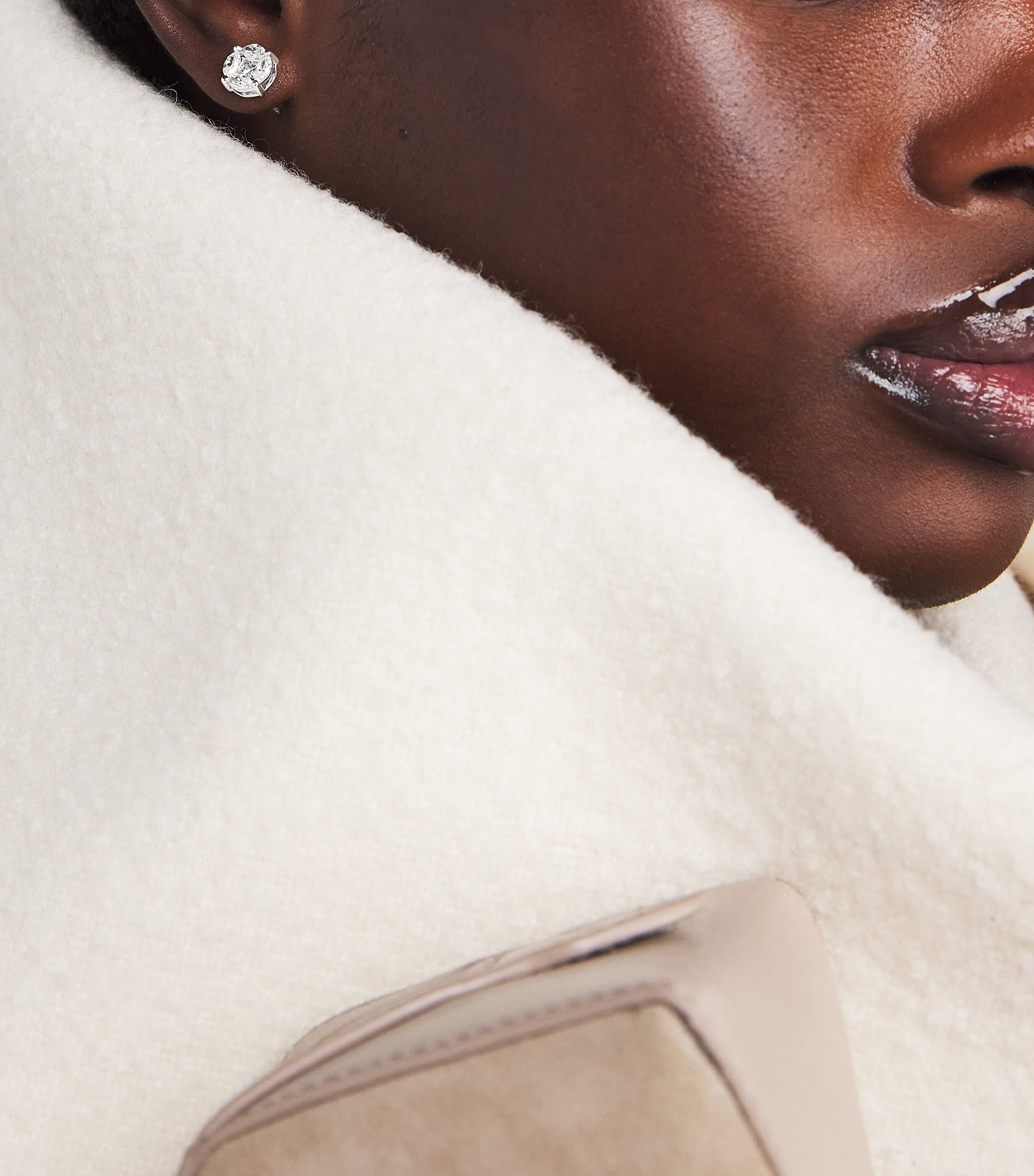 White Gold and Diamond Stud Earrings (0.80ctw) WHITE GOLD Image 2