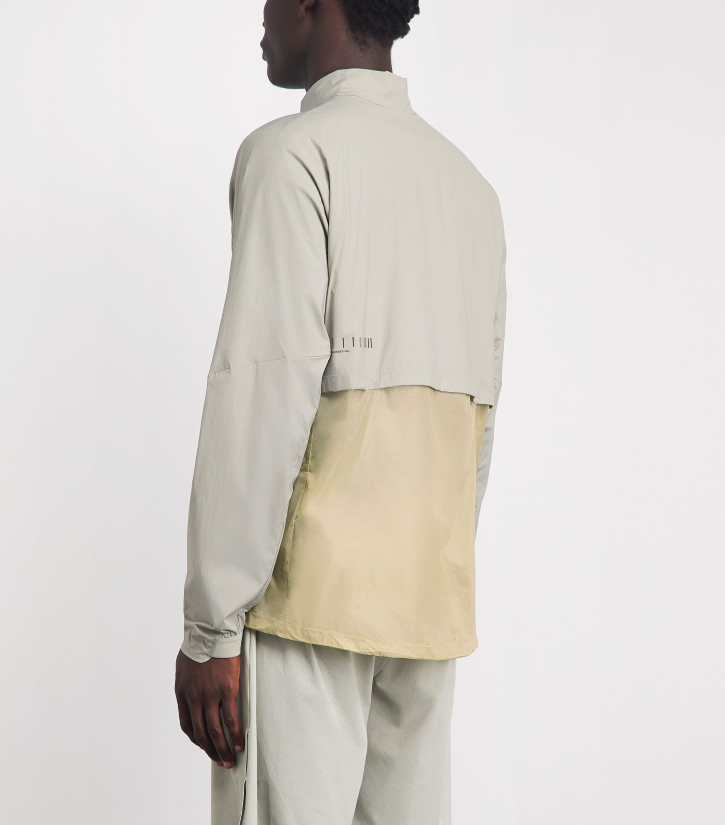 On Mens Weather Jacket Brume | Hare Image 5