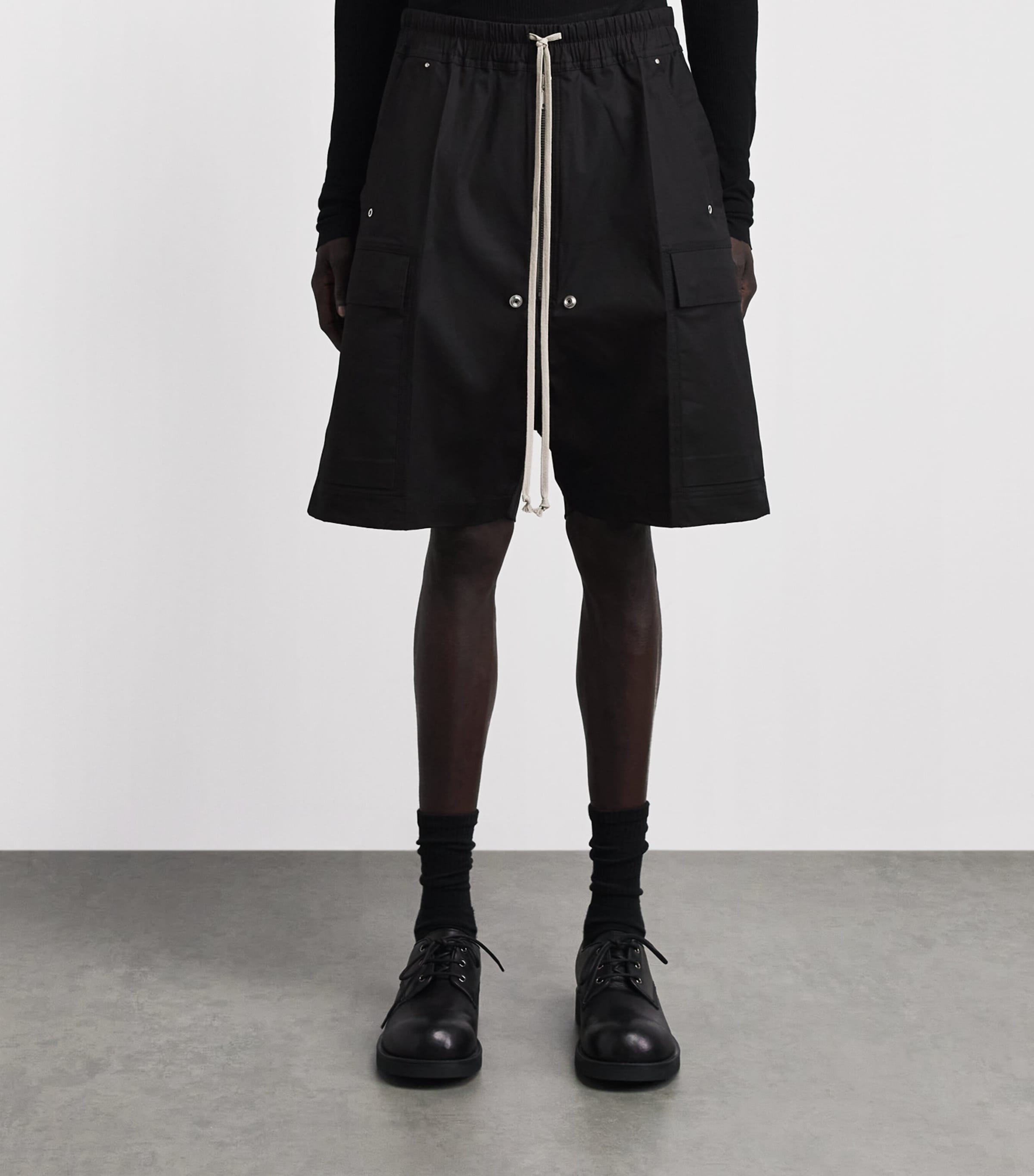 Rick Owens Mens Stretch-Cotton Cargobelas Shorts Black Image 4