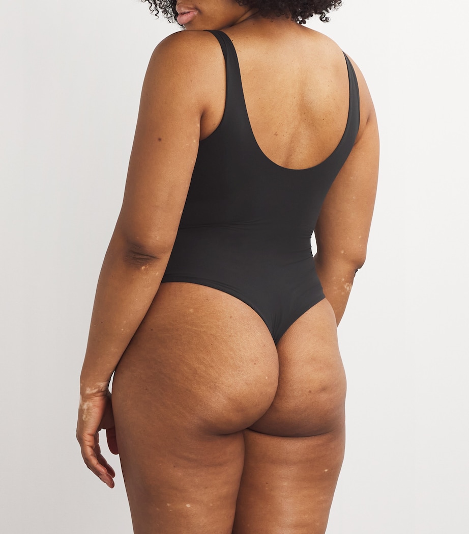 Fits Everybody Square-Neck Bodysuit ONYX Image 5