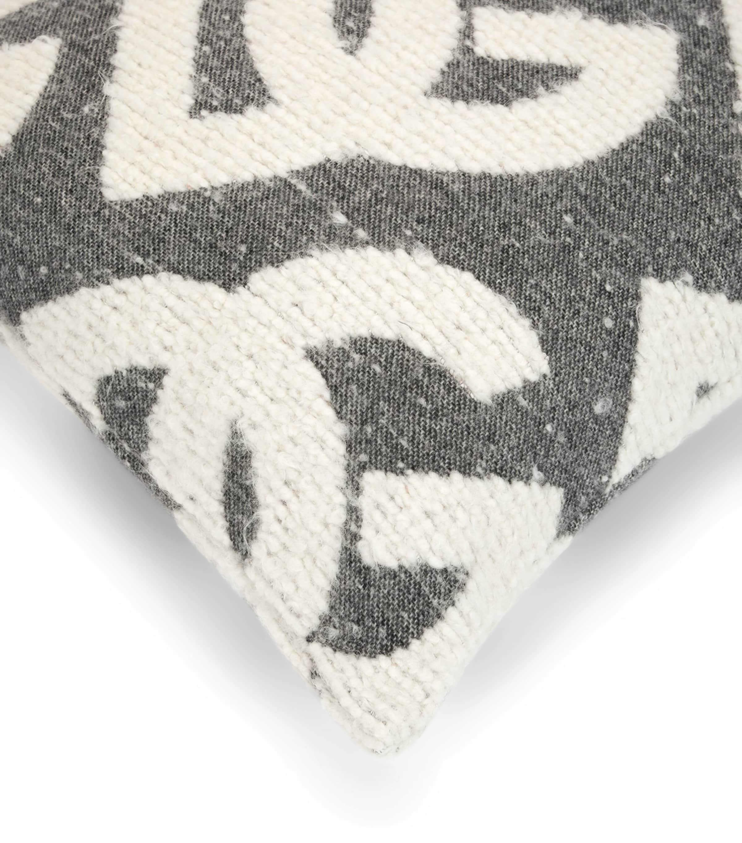 Wool-Silk-Cashmere Logo Cushion (50cm x 50cm) U0008-NERO Image 3
