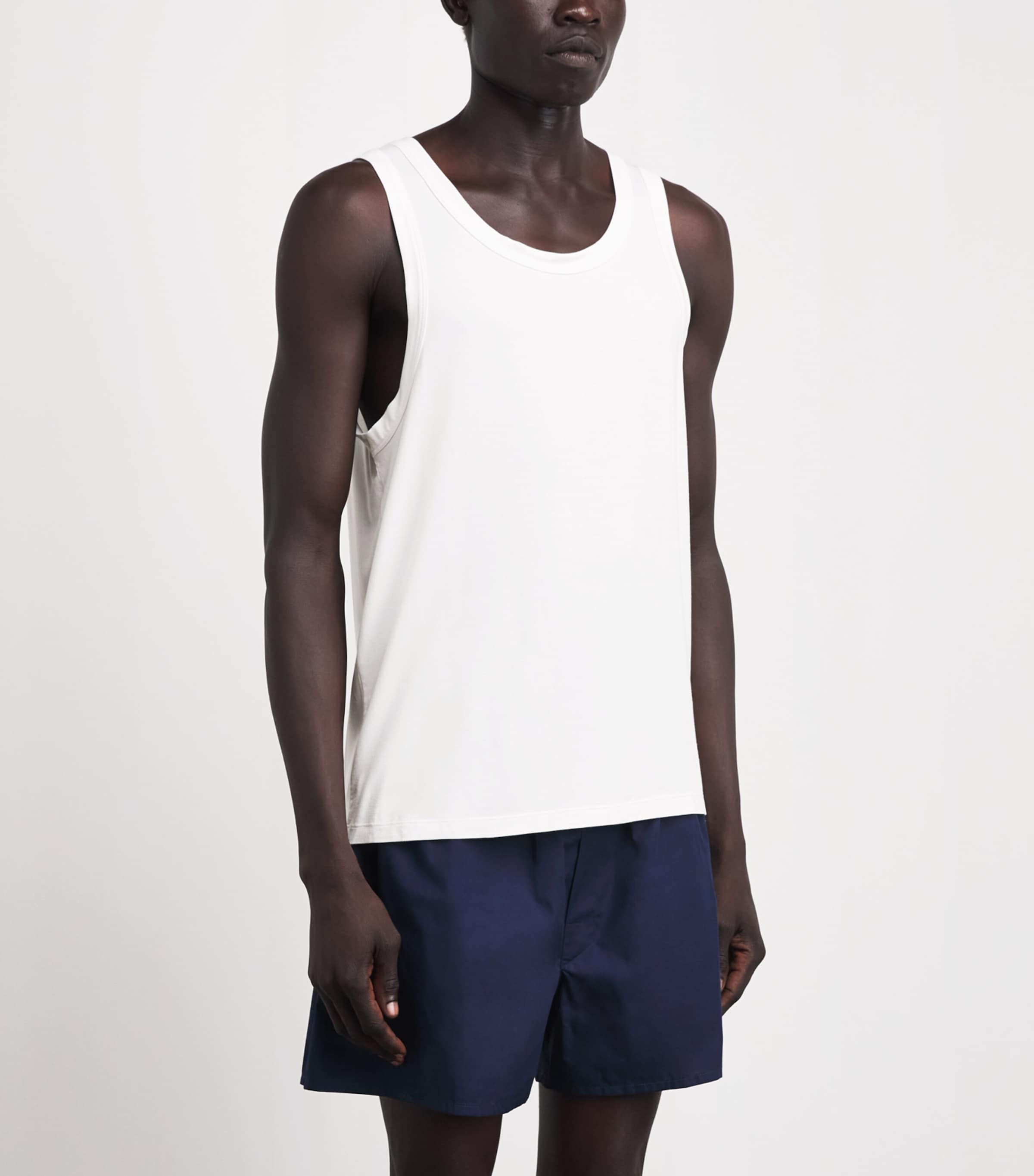 CHÉ Mens Modal-Blend Vest White Image 4