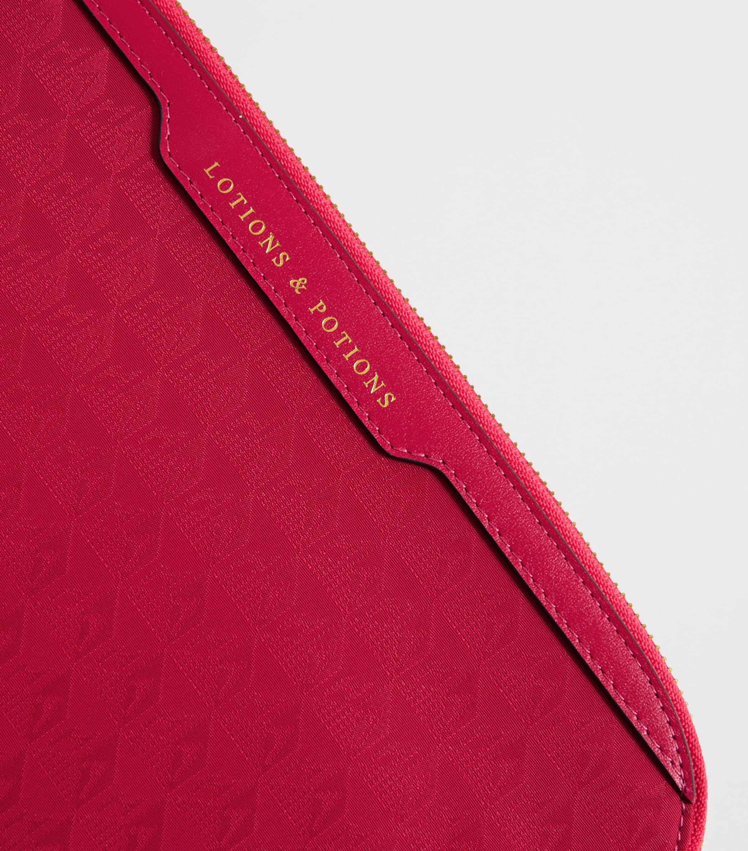 Jacquard Logo Lotions and Potions Pouch MAGENTA Image 5