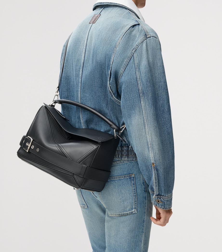 Large Leather Puzzle Edge Top-Handle Bag BLACK Image 10
