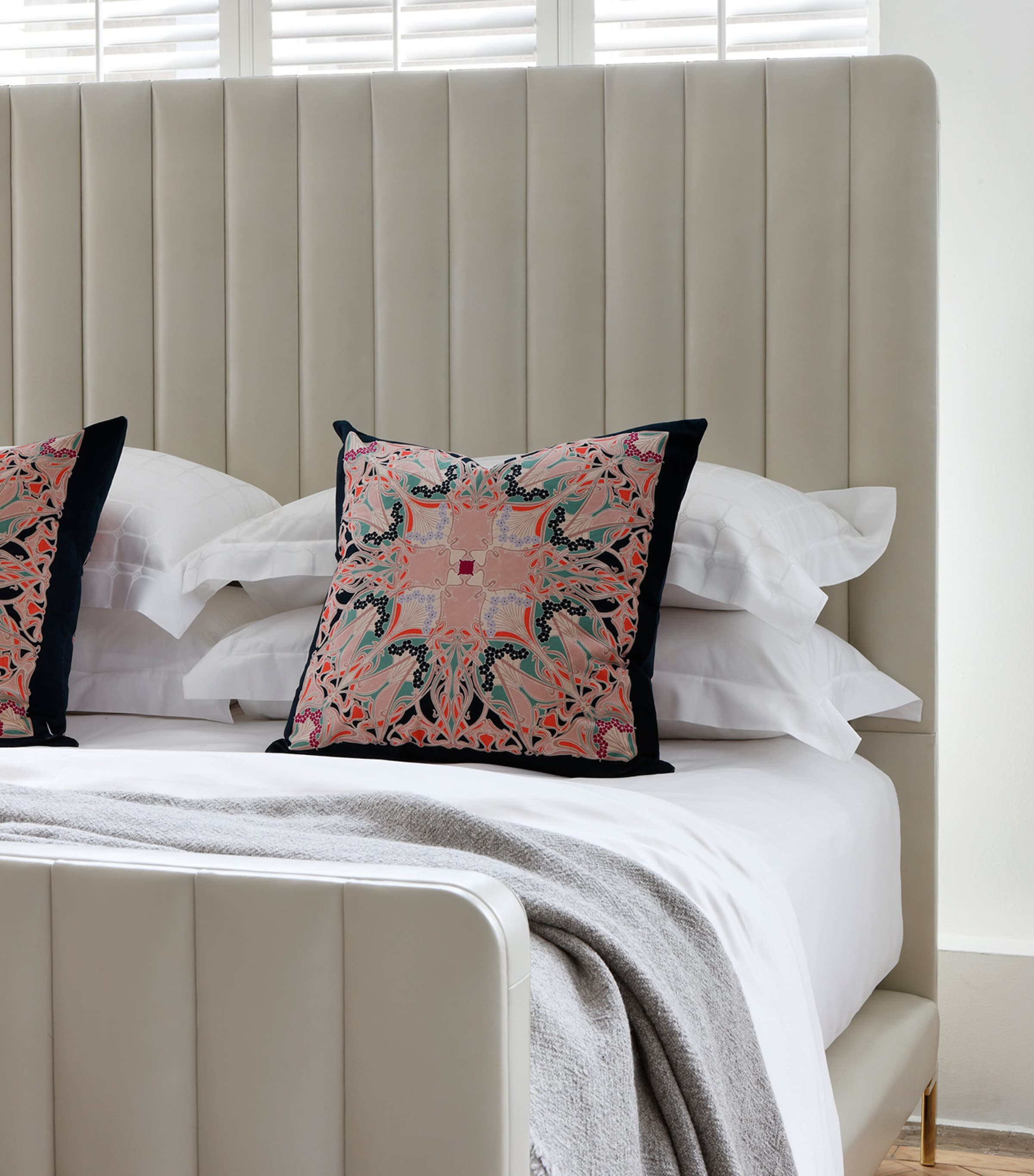 Chrissy Nº1 Bed IVORY Image 3