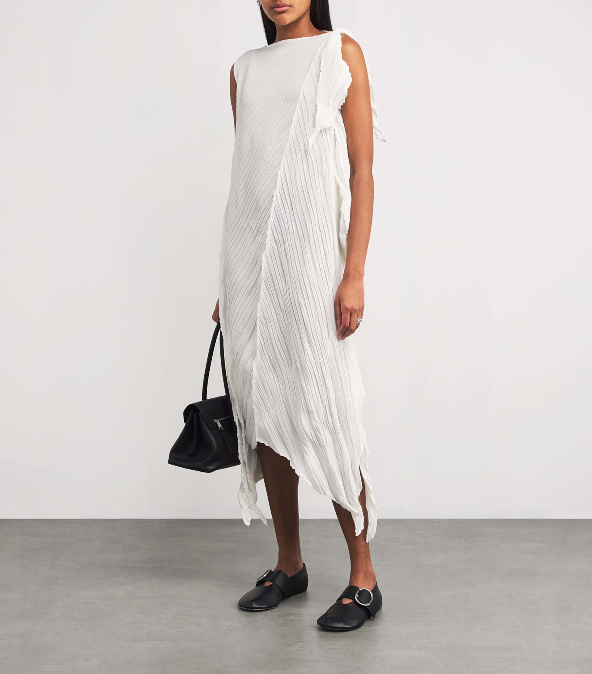 Wrinkled and Twisted Midi Dress 05 Image 6