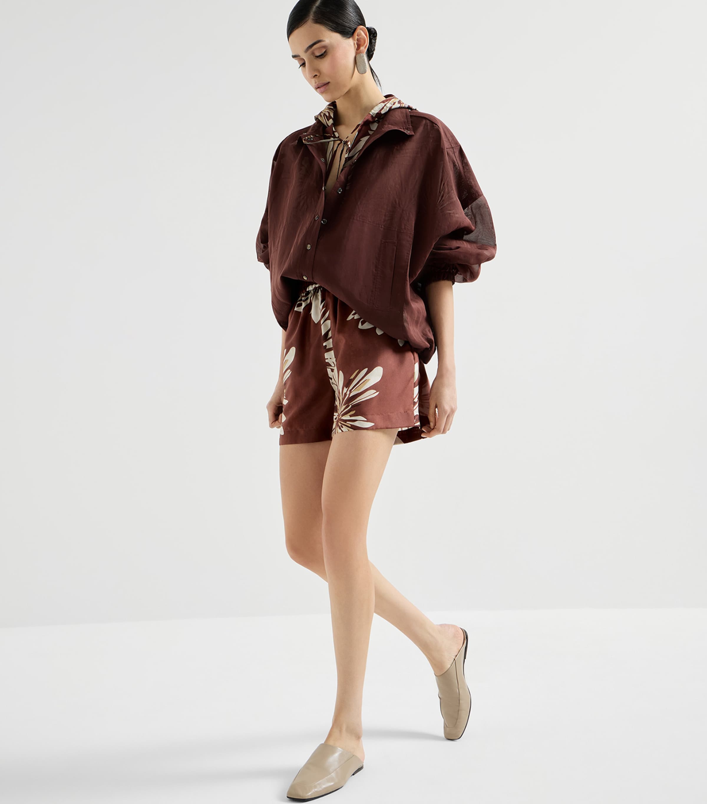 Brunello Cucinelli Womens Silk Floral Shorts Image 4