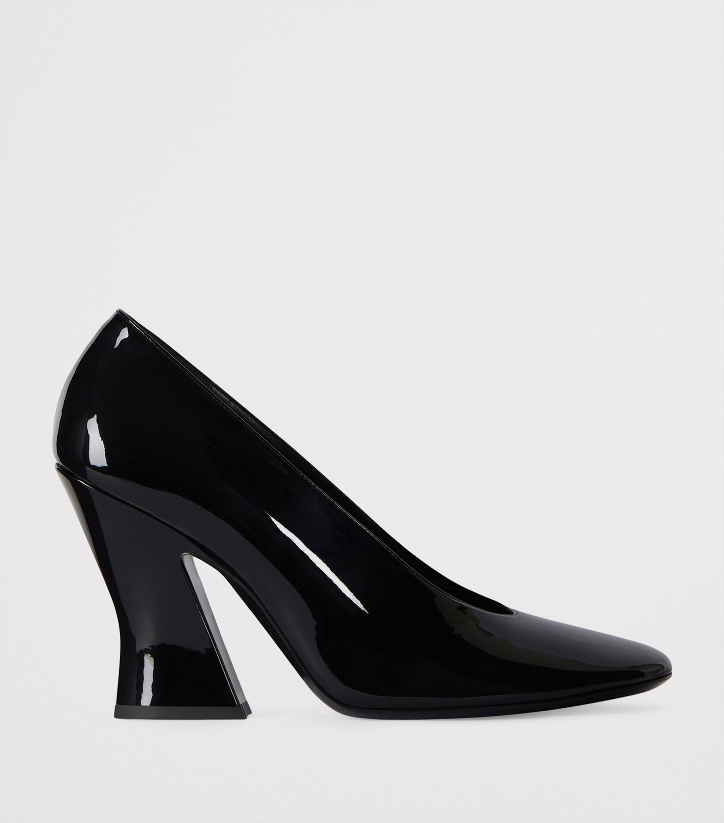 Givenchy Calf Leather Sculpted Pumps 95 Black Image 2