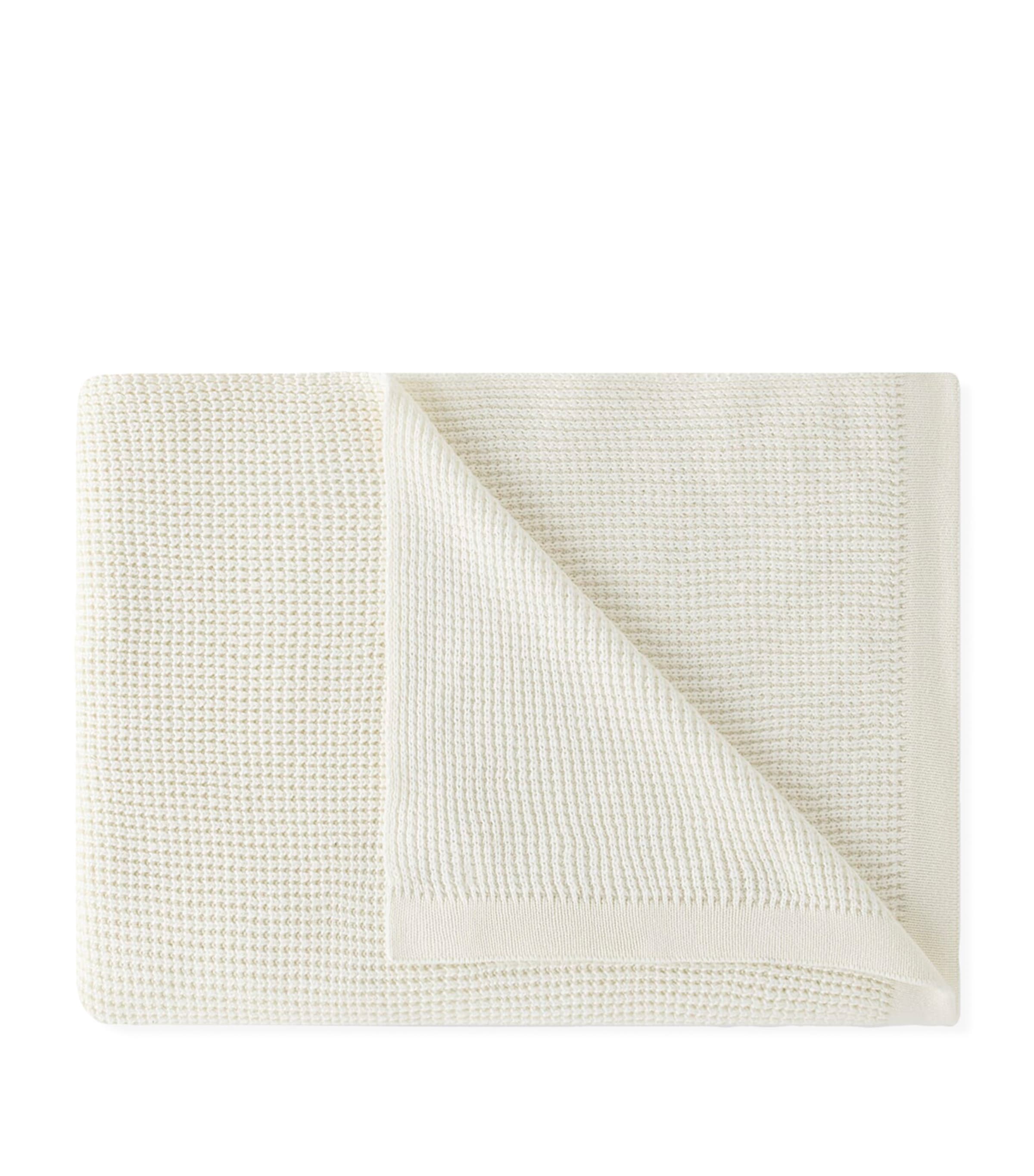 Amalia Cotton-Cashmere Knitted Elemento Throw (130cm x 170cm) | Home Furnishings | Throws | Bedding | Bedspreads & Bed Throws | Designers | Amalia | Bedroom | Living Room