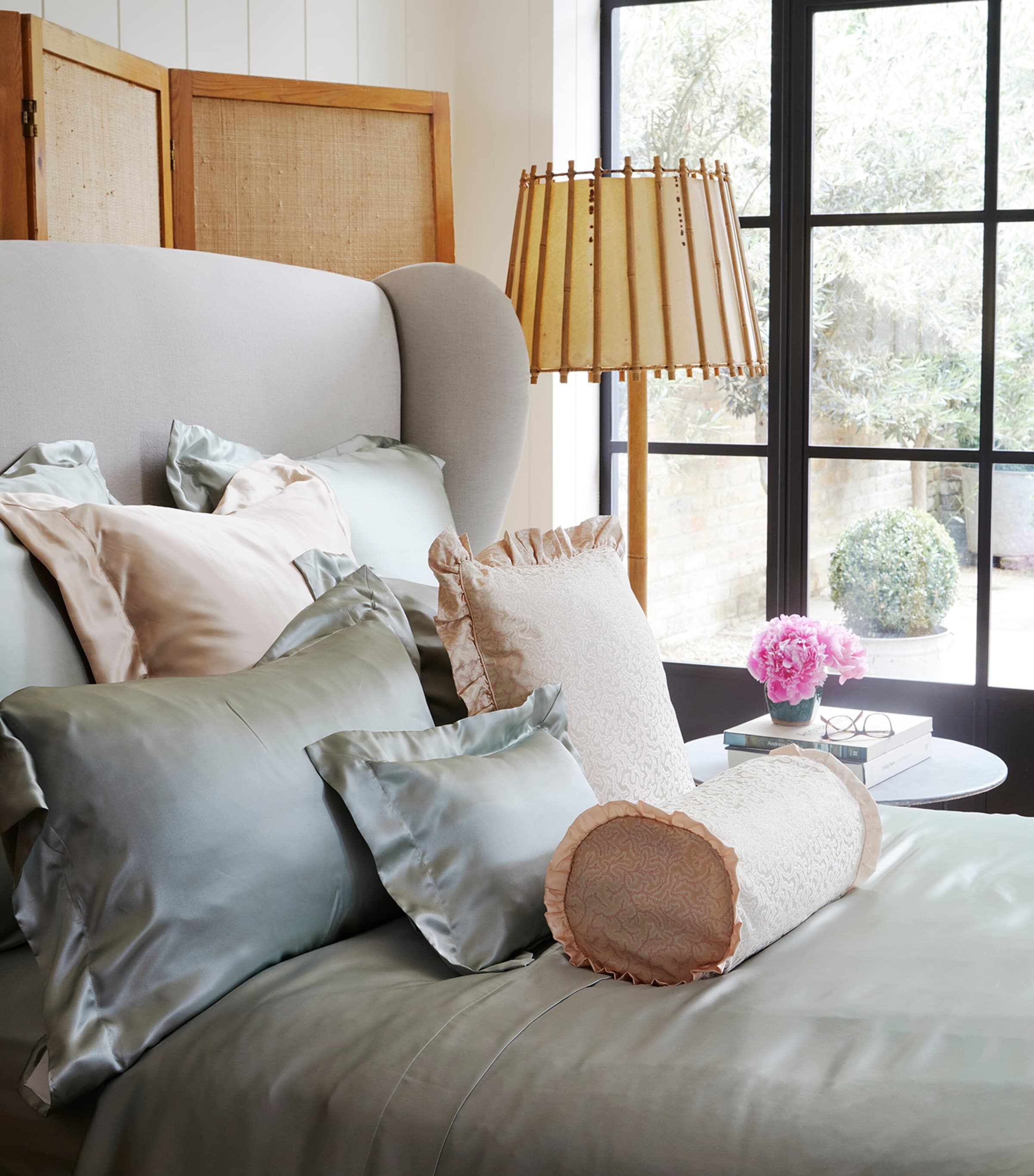 Gingerlily Silk Oxford Pillowcase (50cm x 75cm) Sage Image 2