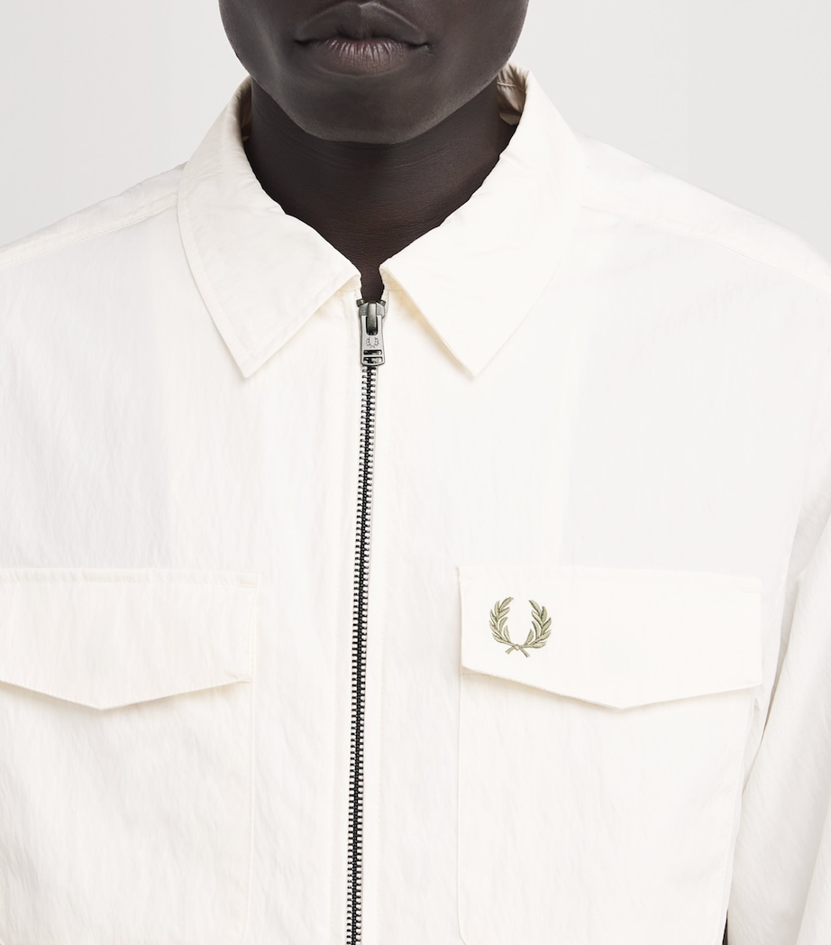 Twin-Pocket Logo Overshirt D06LT ECRU Image 5
