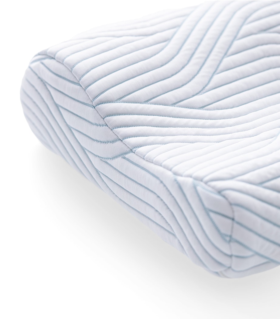 Medium Firm Original SmartCool Pillow - Queen Medium WHITE Image 2
