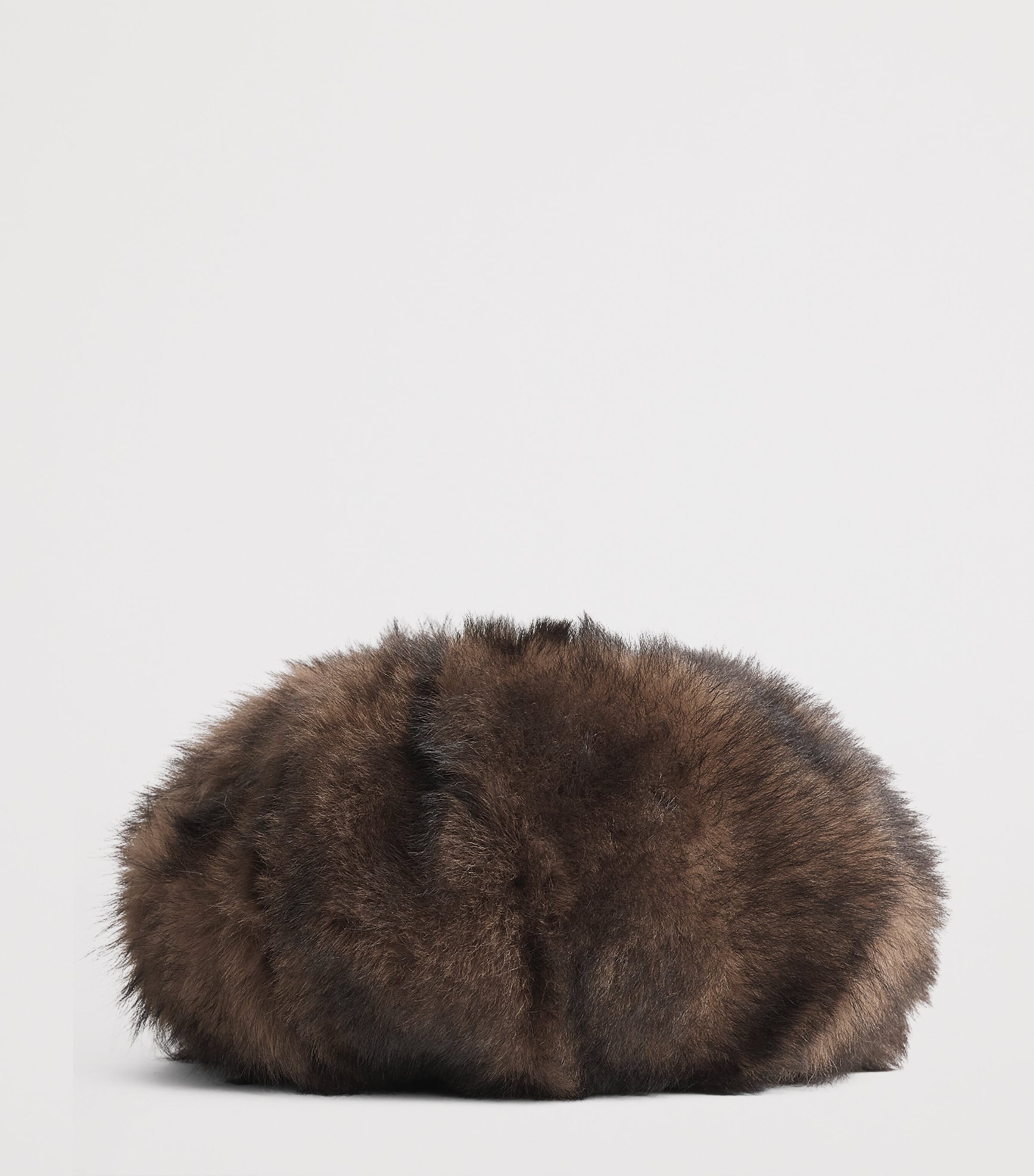 Chloé Shearling Plissé Shoulder Bag Kohl Brow Image 2