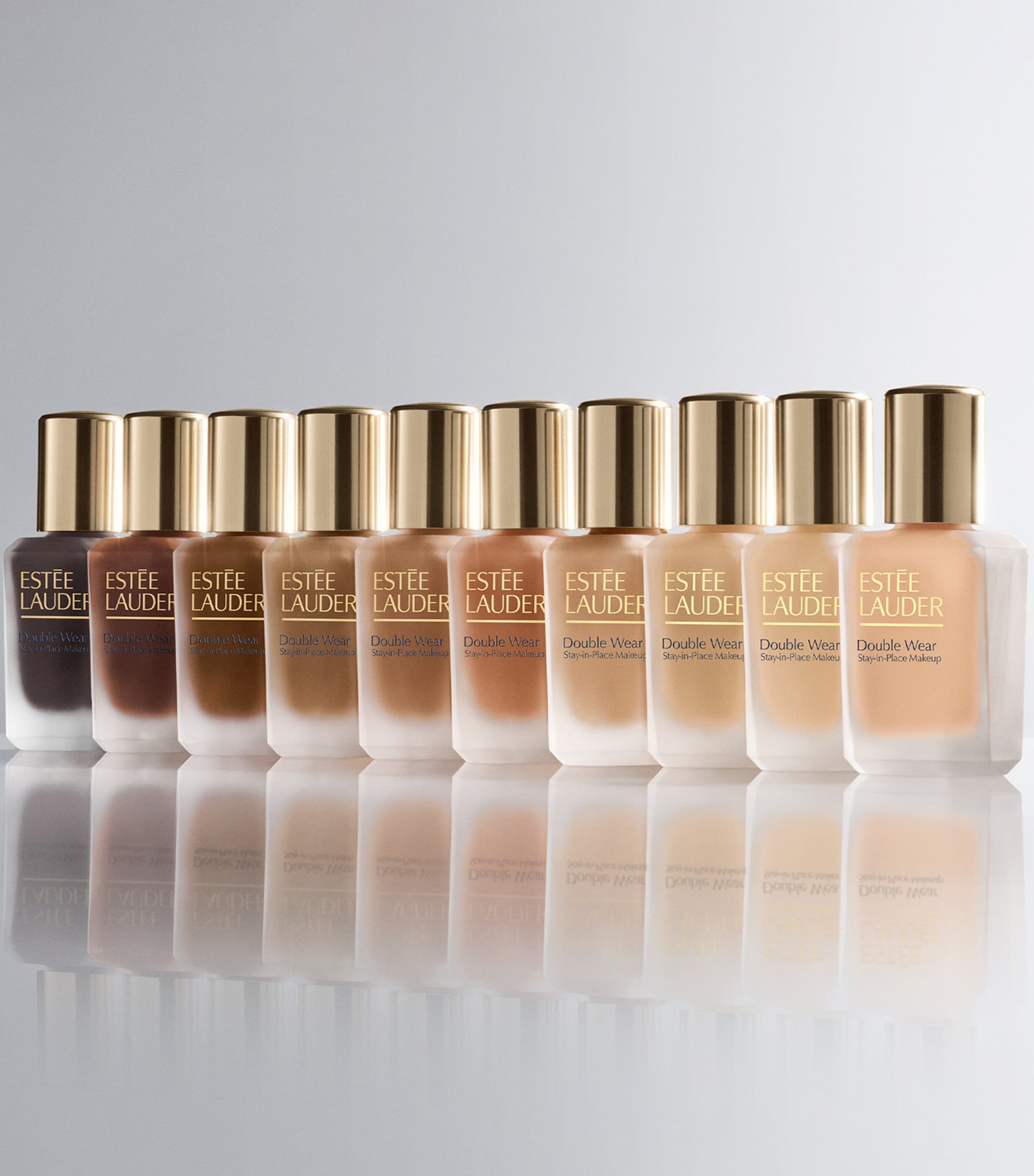 Estée Lauder Double Wear Longwear Matte Foundation SPF 10 Image 4