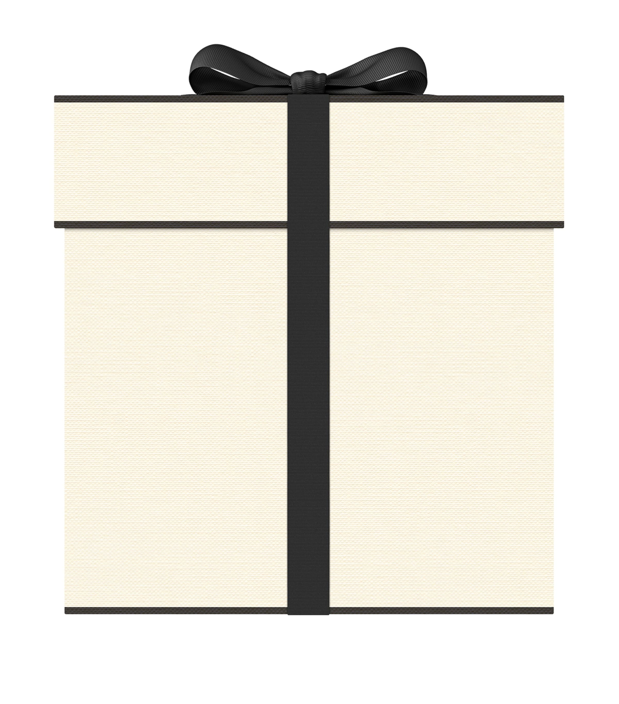 Jo Malone London English Pear & Freesia Luxury Candle (2.1kg) Image 2