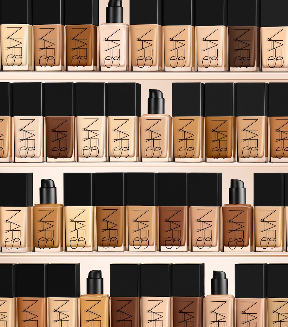 Light Reflecting Foundation LIMA Image 6