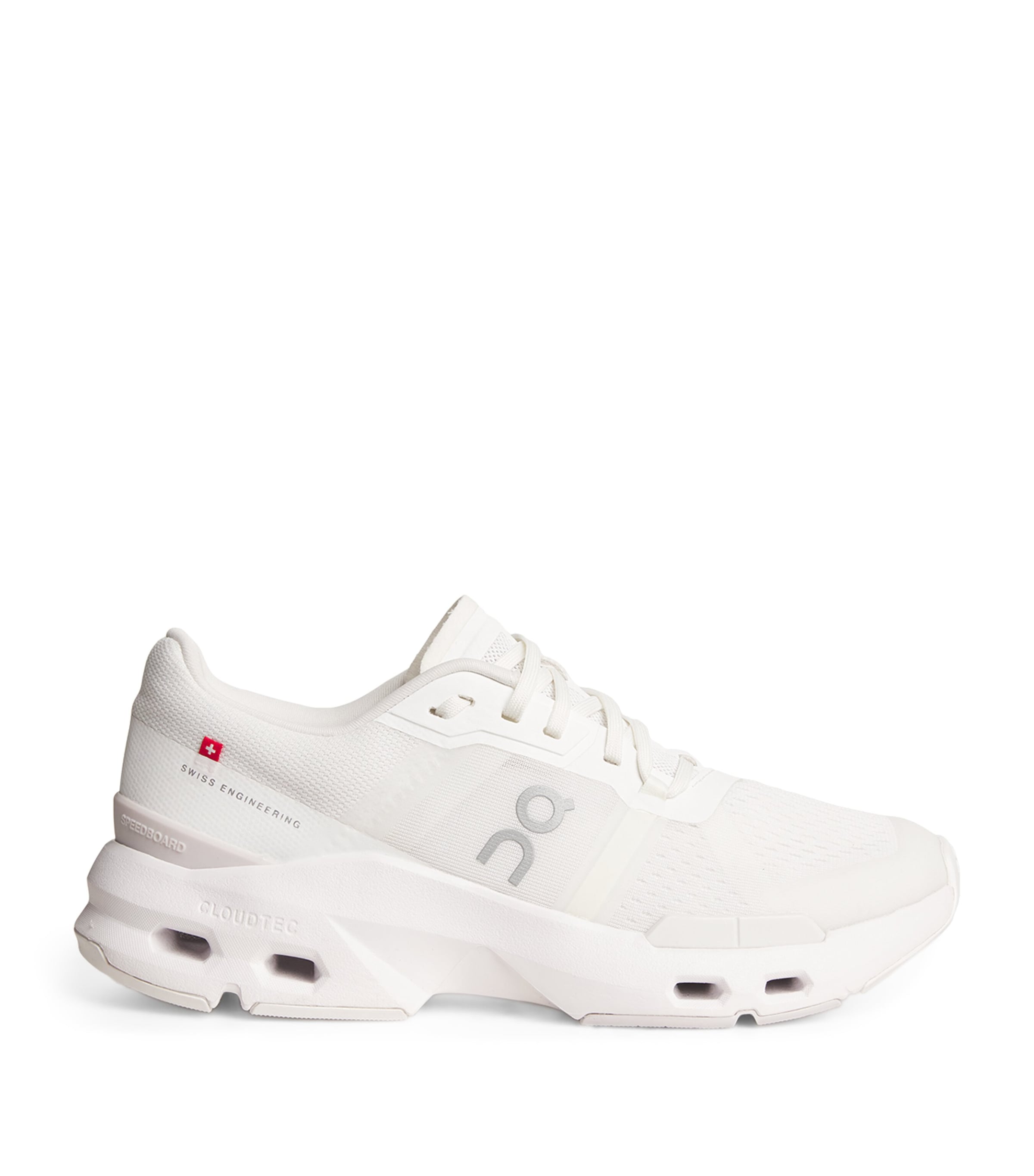 On Running Cloudpulse Trainers In White