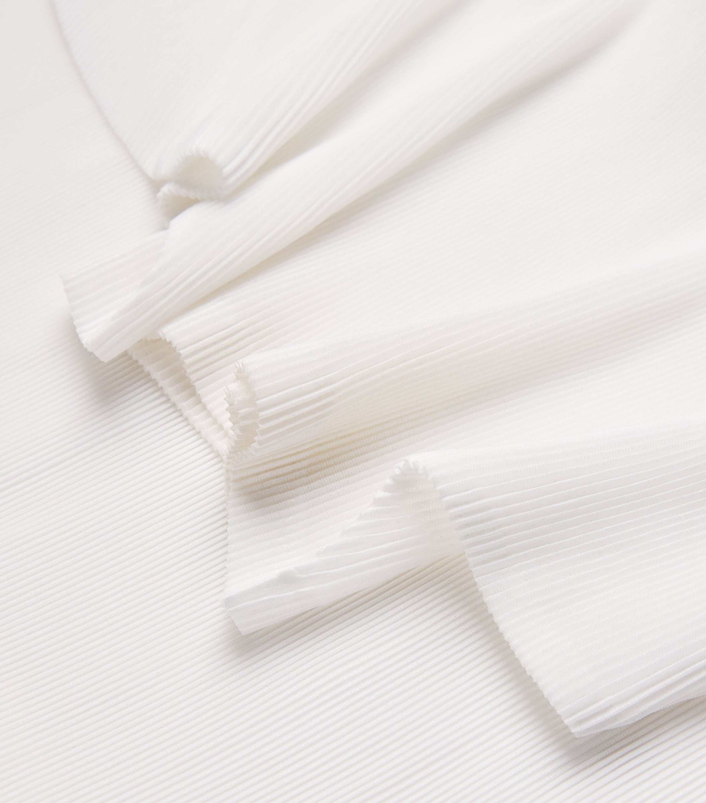 Pleats Please Issey Miyake White High-Neck Mist Basics T-Shirt
