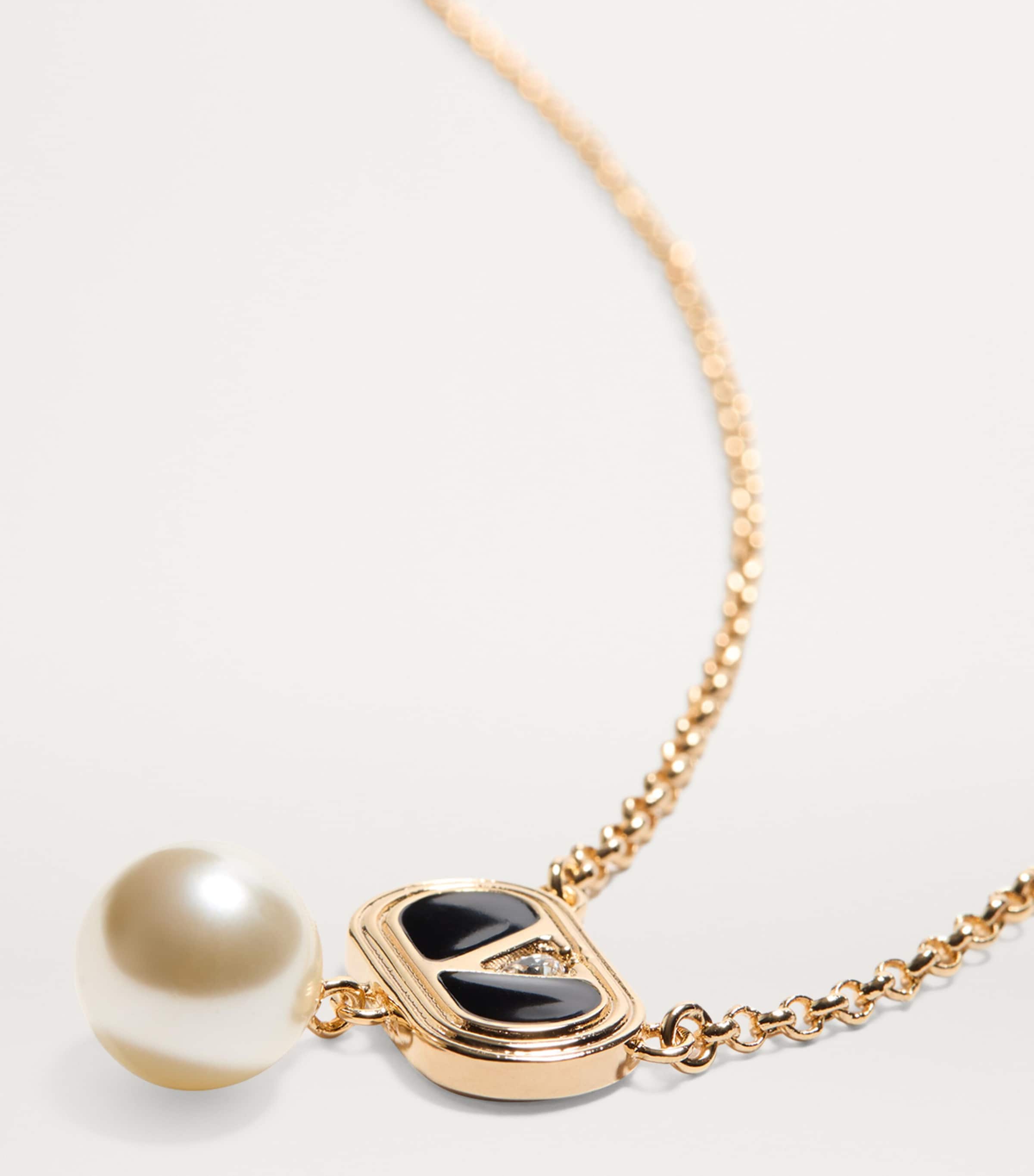 ネックレス・ペンダント VALENTINO GARAVANI Pearls Ovalette Necklace Ovalette Metal Necklace With Enamel, Crystal, And Swarovski