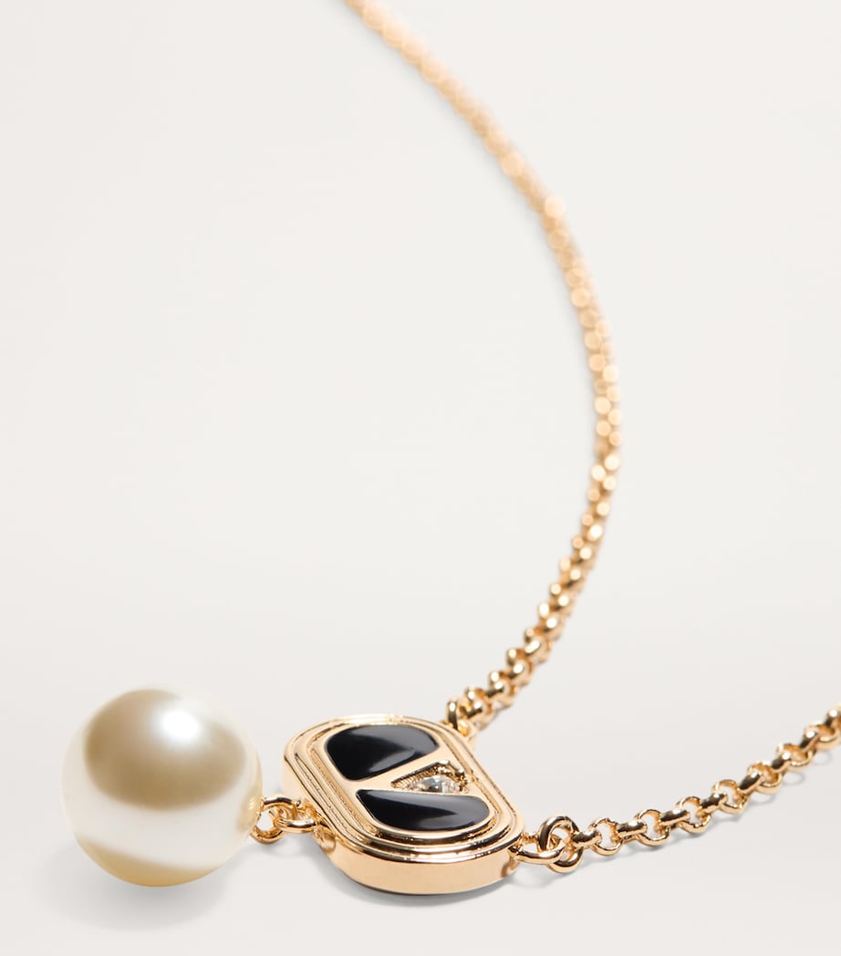 VLogo Chain Necklace RFR Image 4