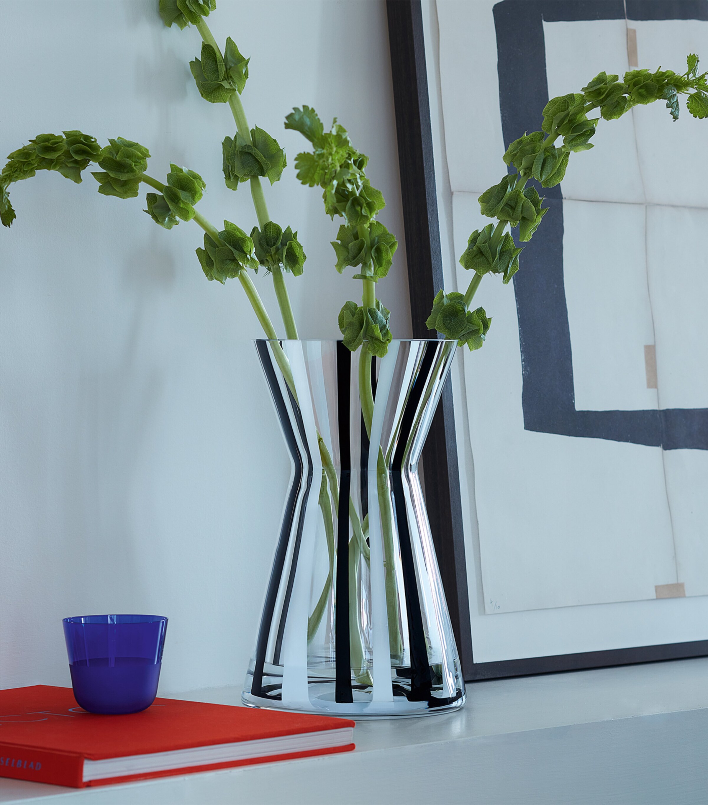 Glass Stripe Vase (32cm) COMBINED COLOURS Image 3