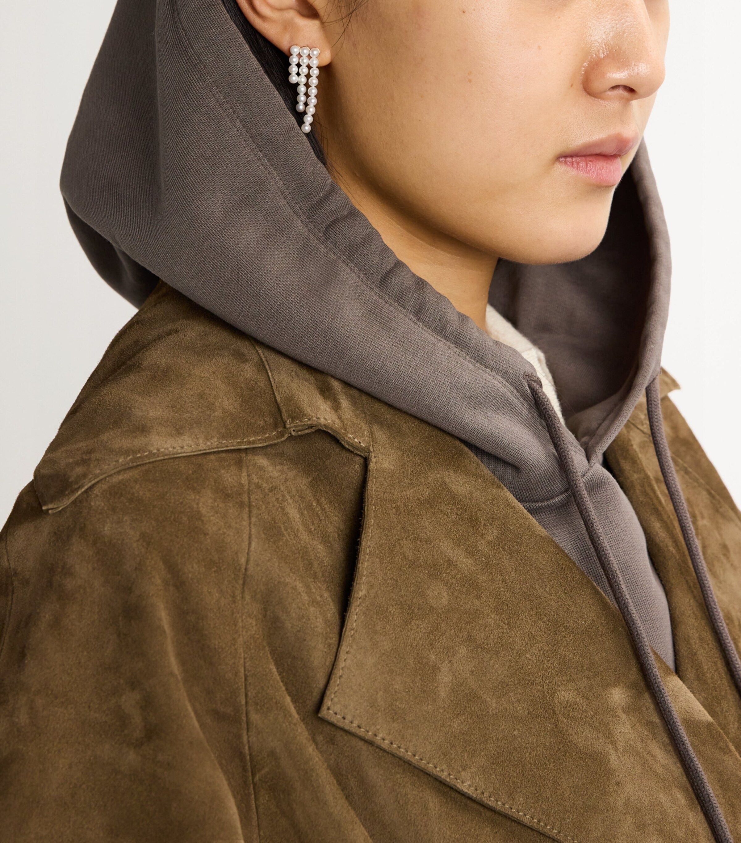 Yellow Gold and Pearl La Valse Trois Temps Drop Earrings YELLOW GOLD Image 5