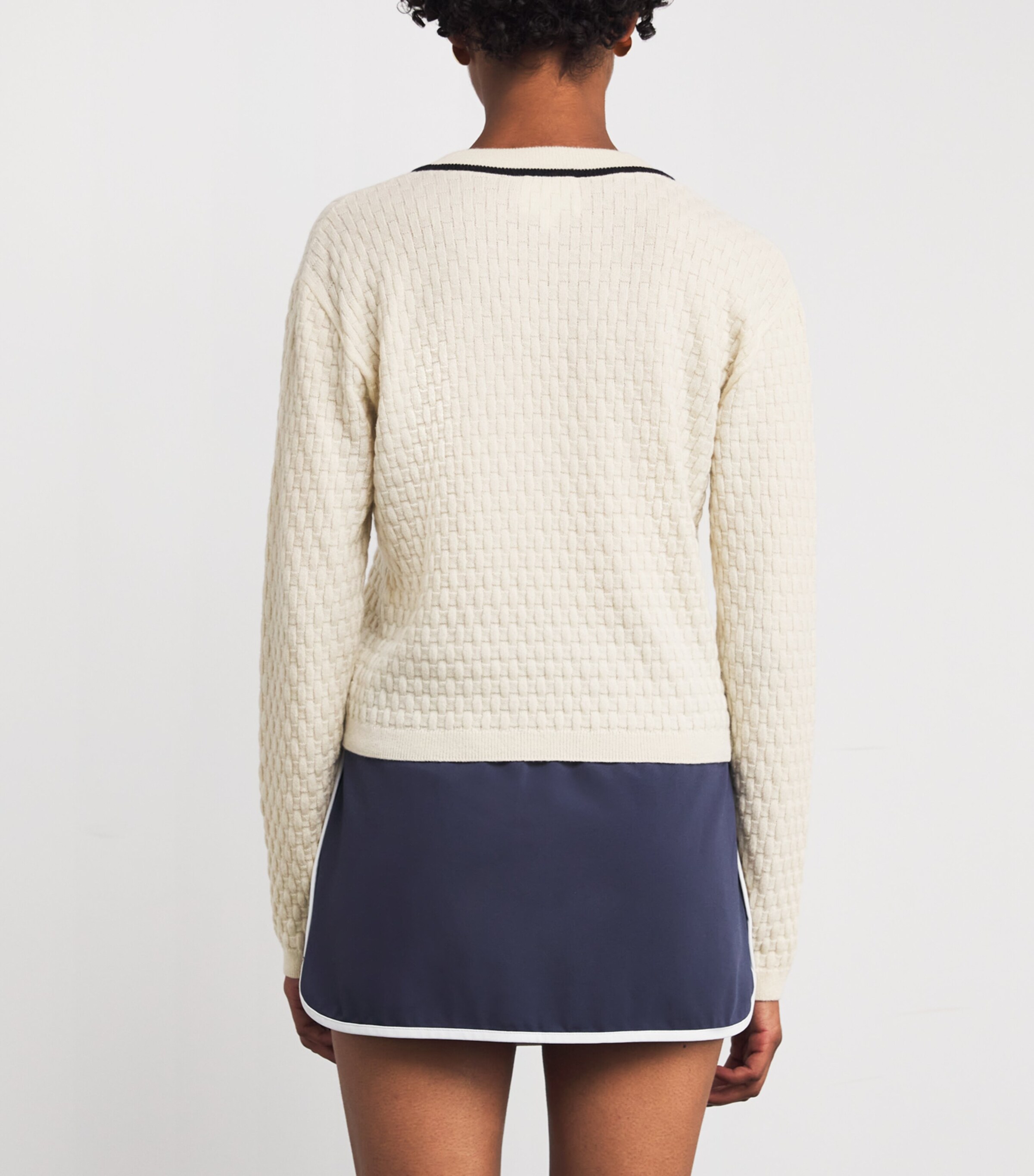 FRAME Womens x Sotheby's Cashmere V-Neck Sweater Cream Image 4