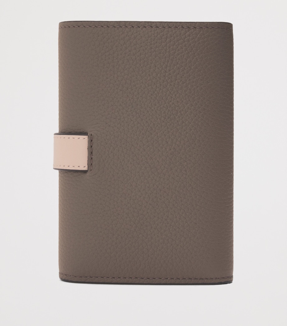 Small Calfskin Vertical Wallet TAUPE TALC Image 2