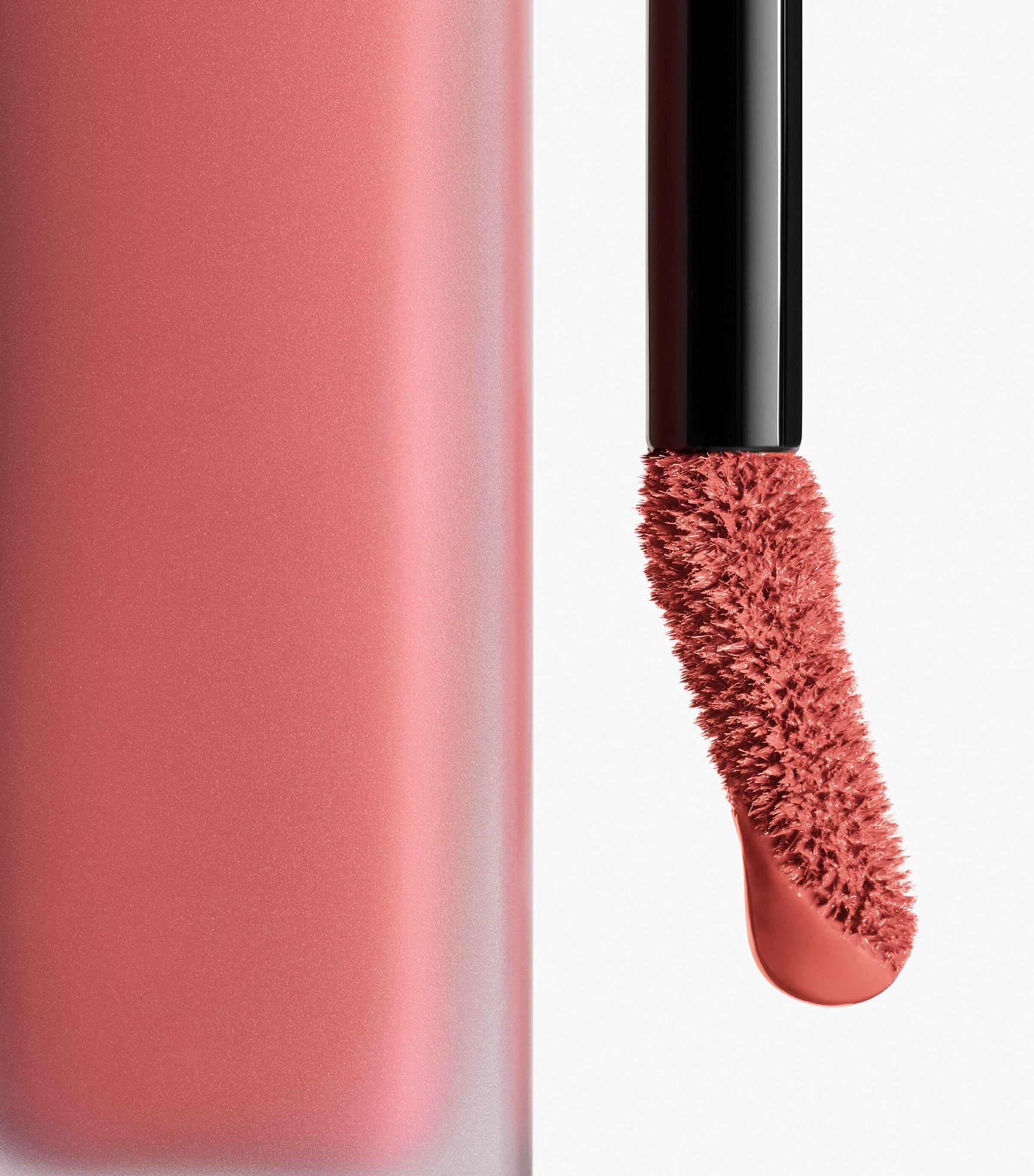 ROUGE ALURE Liquid Velvet SAISISSANTE Image 2