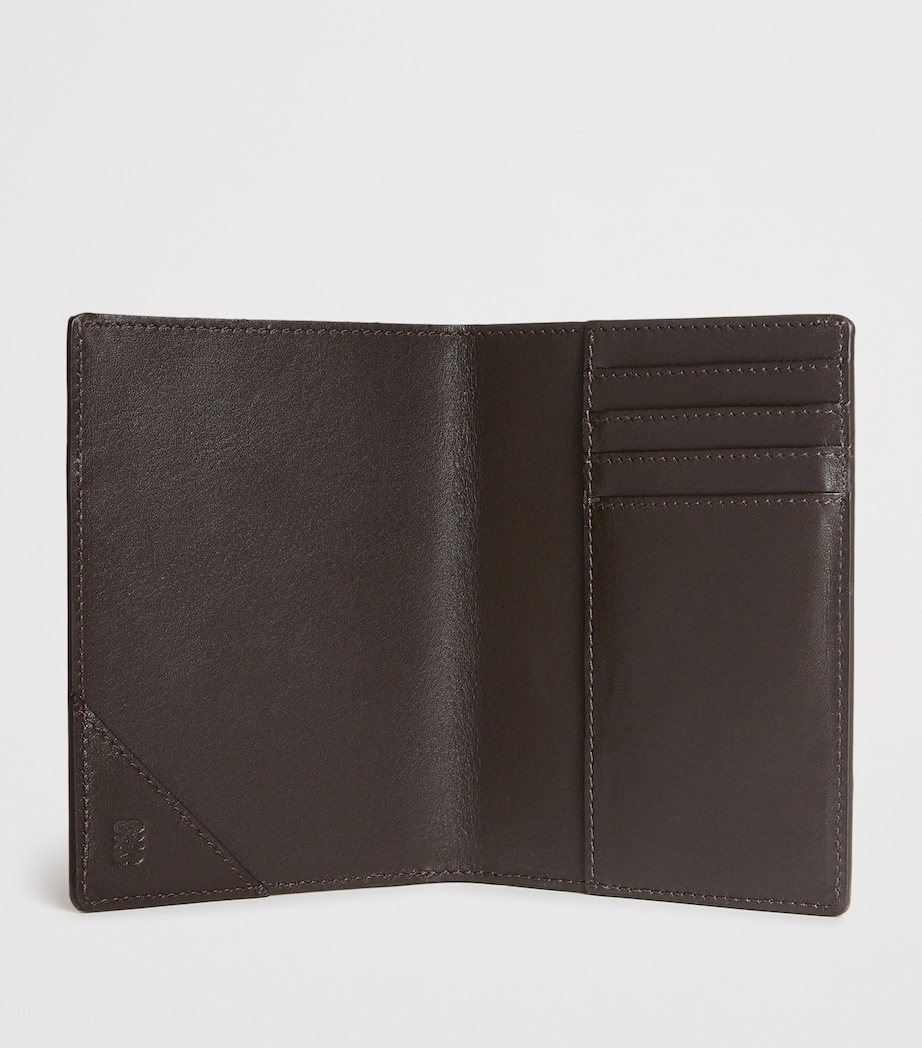 Suede Jet Lag Passport Holder MAHOGANY Image 2