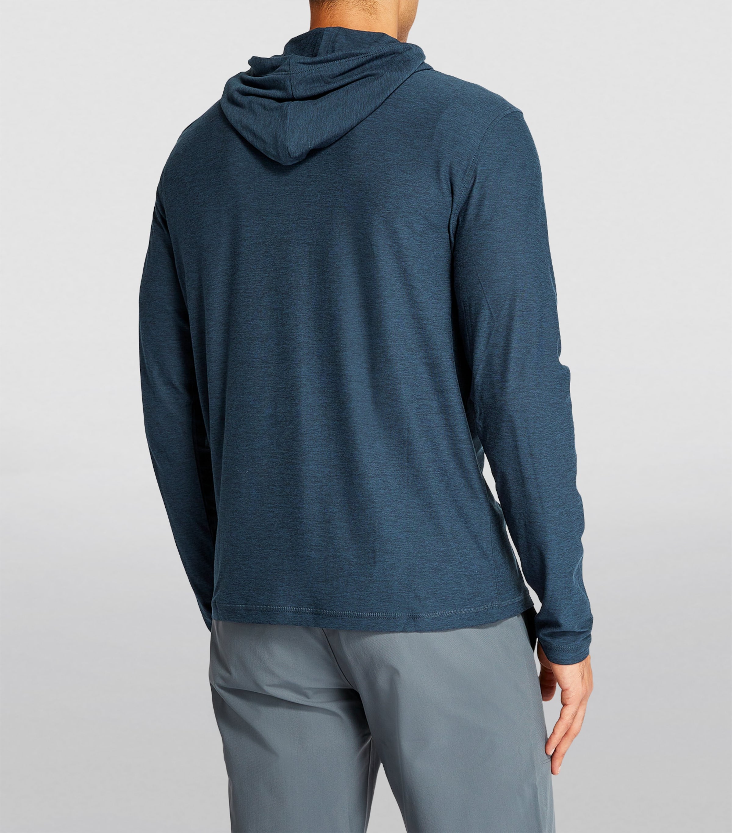 VUORI Mens Strato Tech Hoodie Hnv/navy Heather Image 3