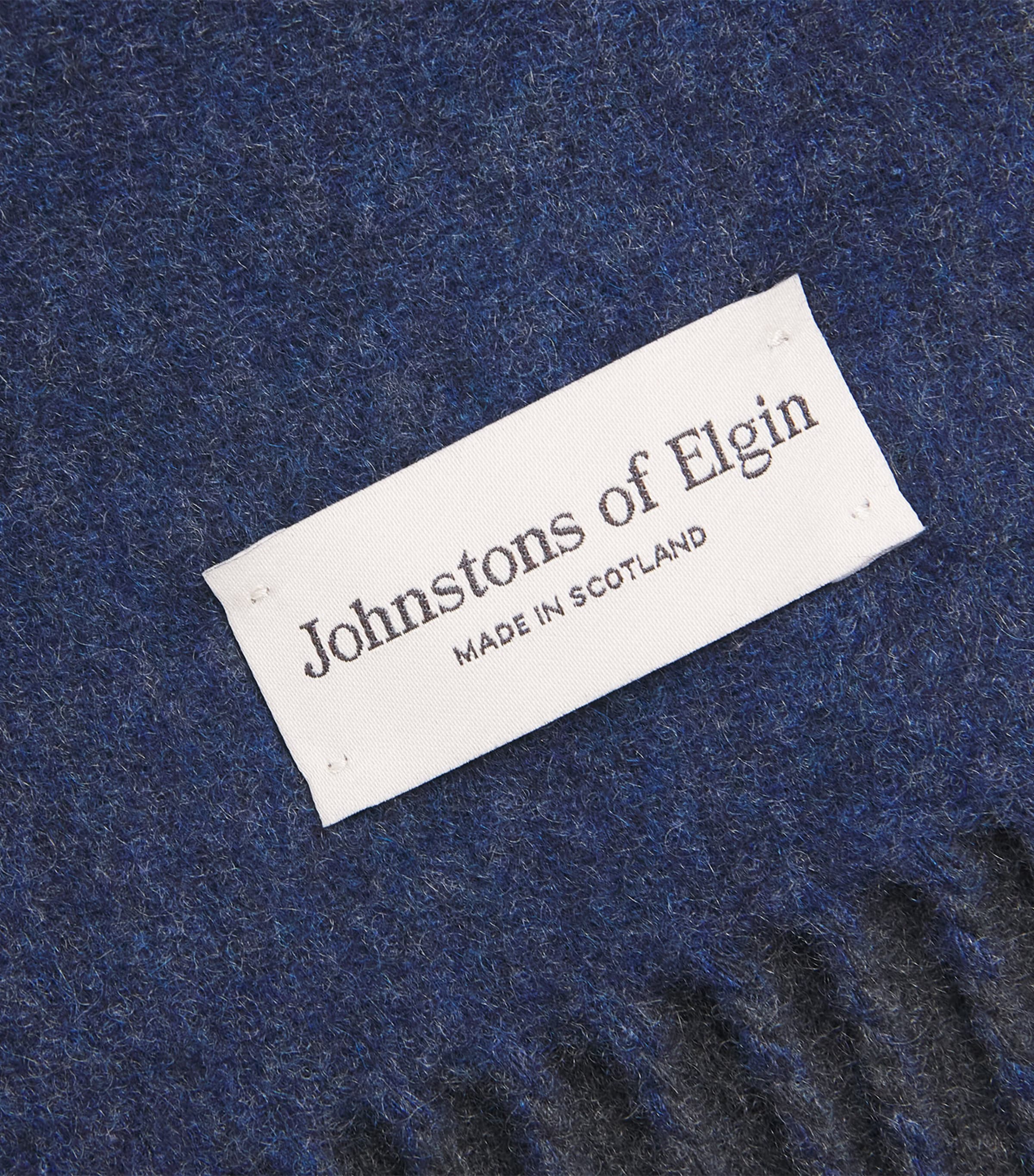 Johnstons Of Elgin Cashmere Double-Face Scarf Black/navy Image 4