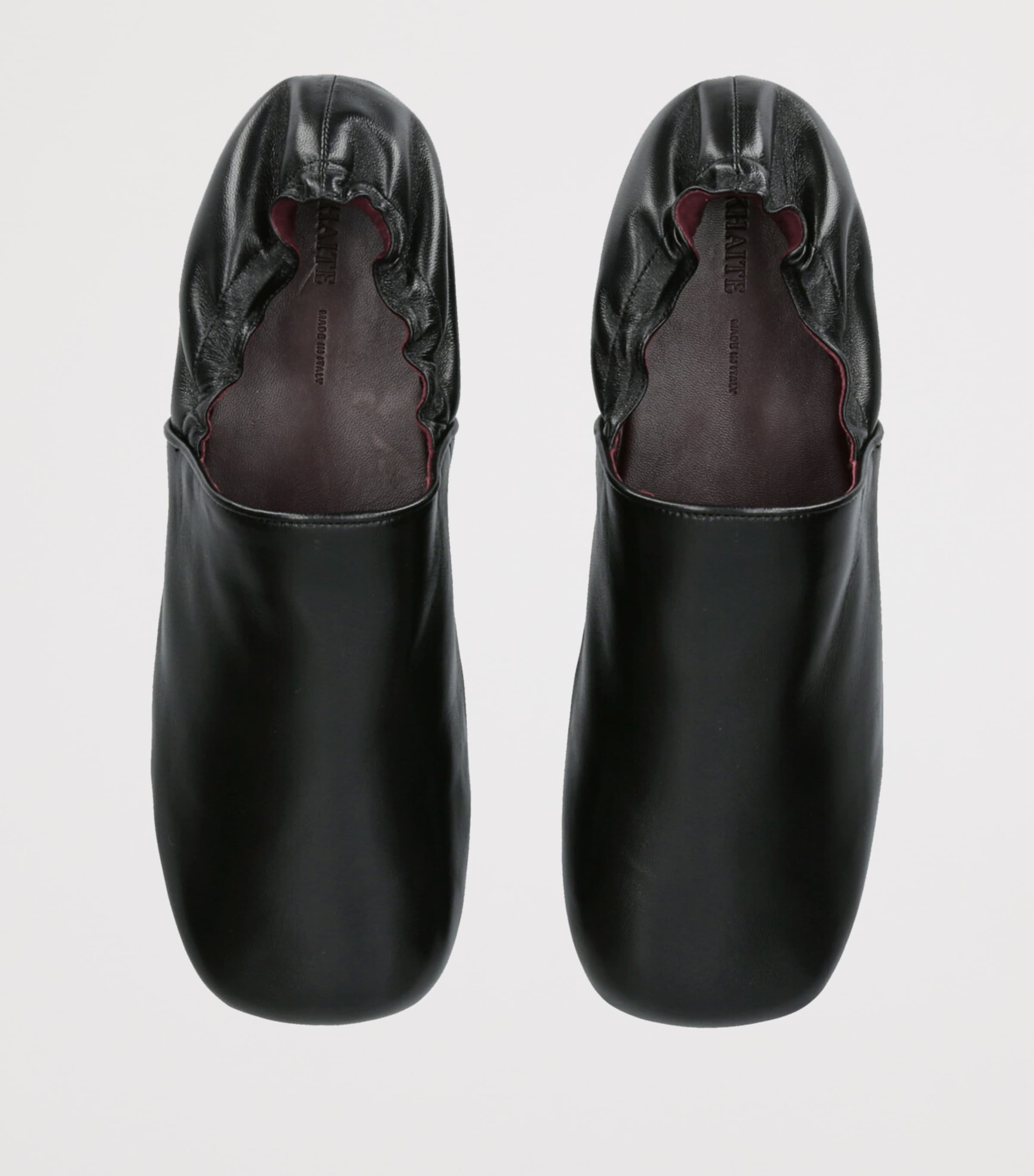 【送料&関税込】Khaite Banks Ballerinas Khaite Banks Leather Flats - Bergdorf Goodman