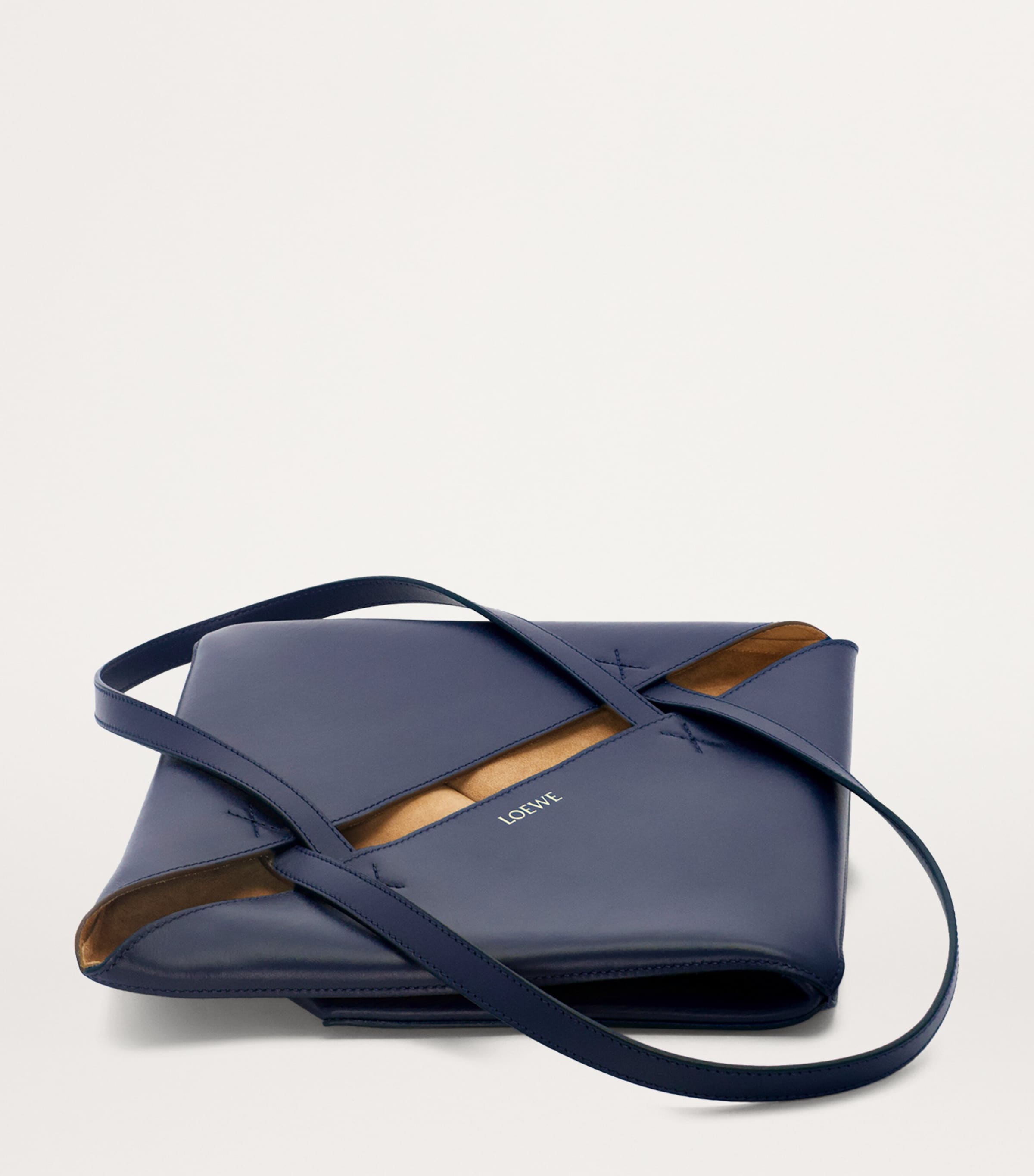 Medium Leather Puzzle Fold Tote Bag ABYSS BLUE Image 7