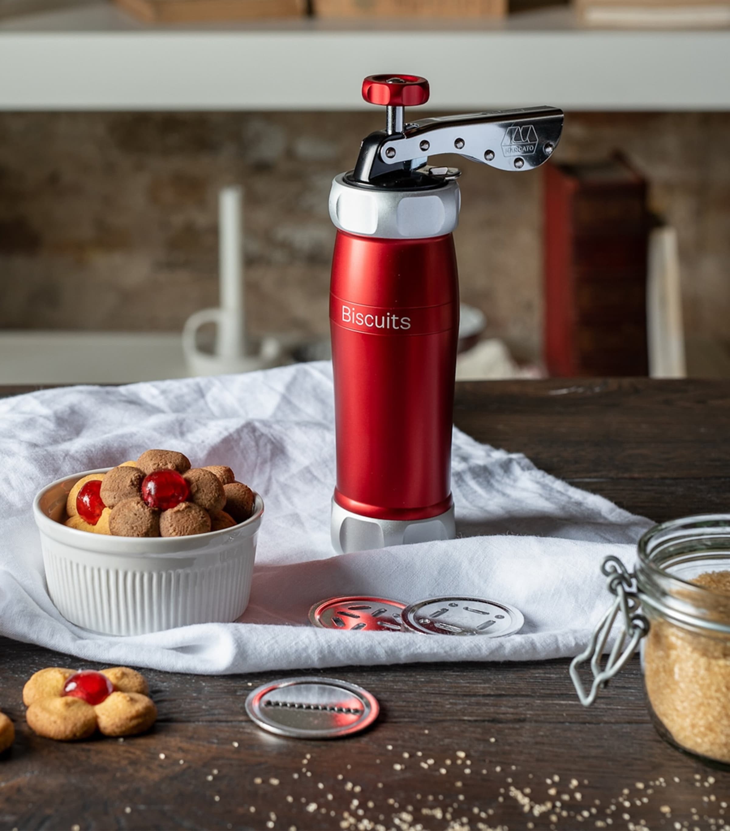 Marcato Aluminium Cookie Press Red Image 2