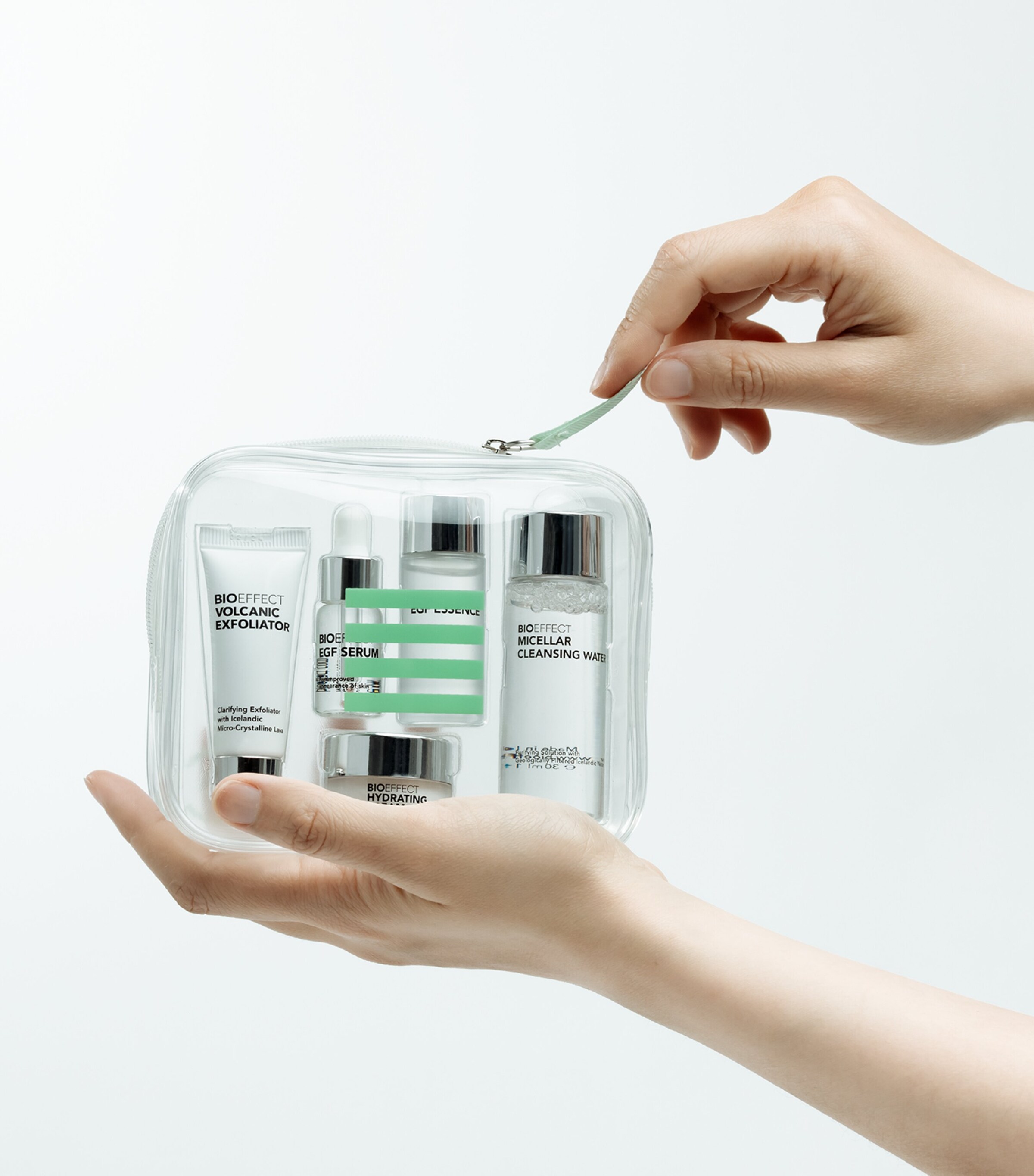 On-the-Go Essentials NO COLOUR Image 4