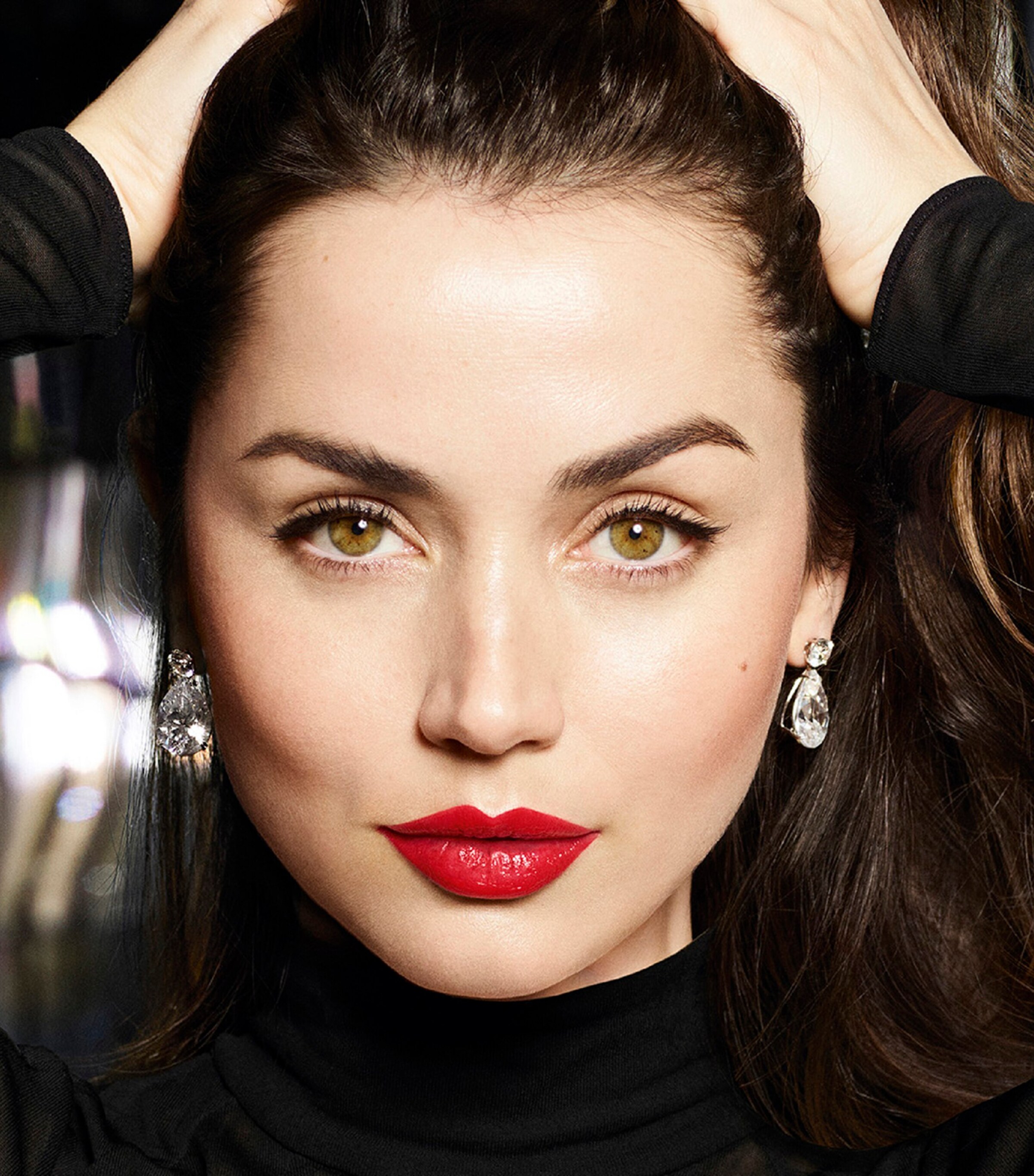 Estée Lauder Re-Nutriv The Diamond Serum Lipstick Empress Image 6