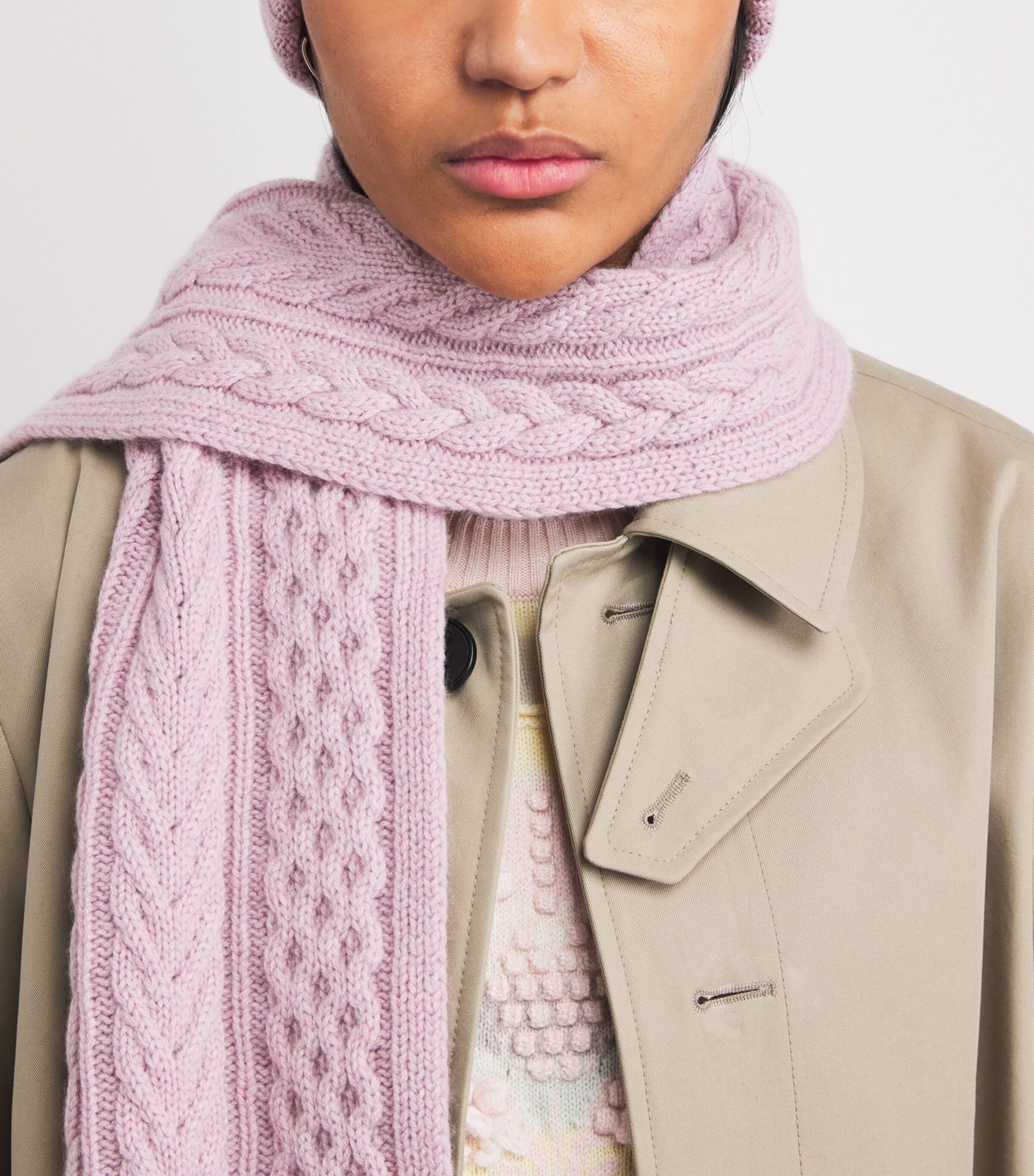 Johnstons Of Elgin Cashmere Aran Beanie and Scarf Gift Set Lunan Pink Image 4