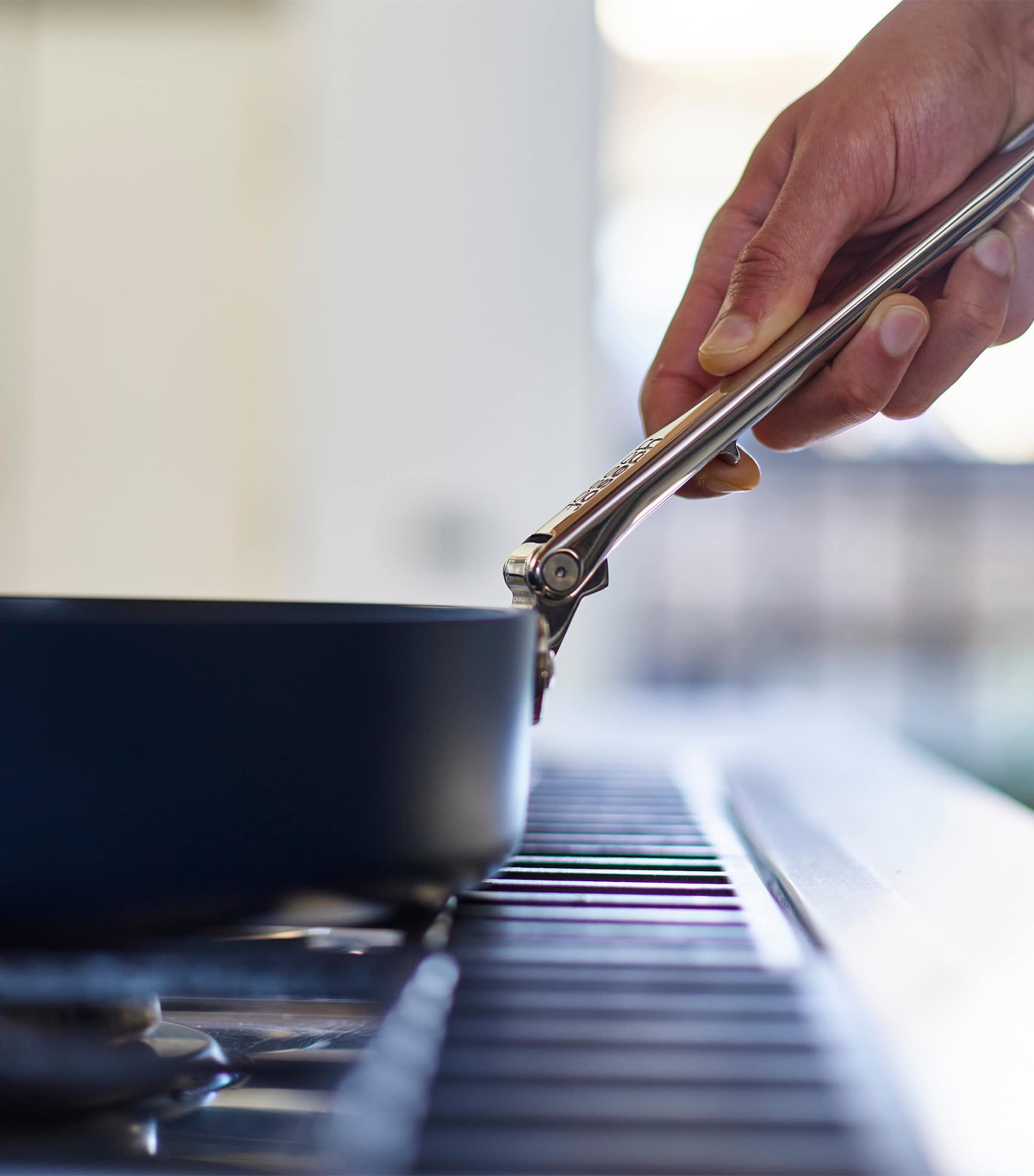 Non-Stick Frying Pan (24cm) MIDNIGHT BLUE Image 3