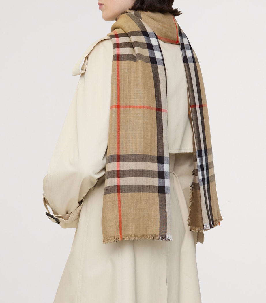 Wool-Silk Reversible Check Scarf SAND/VOLE BROWN Image 8