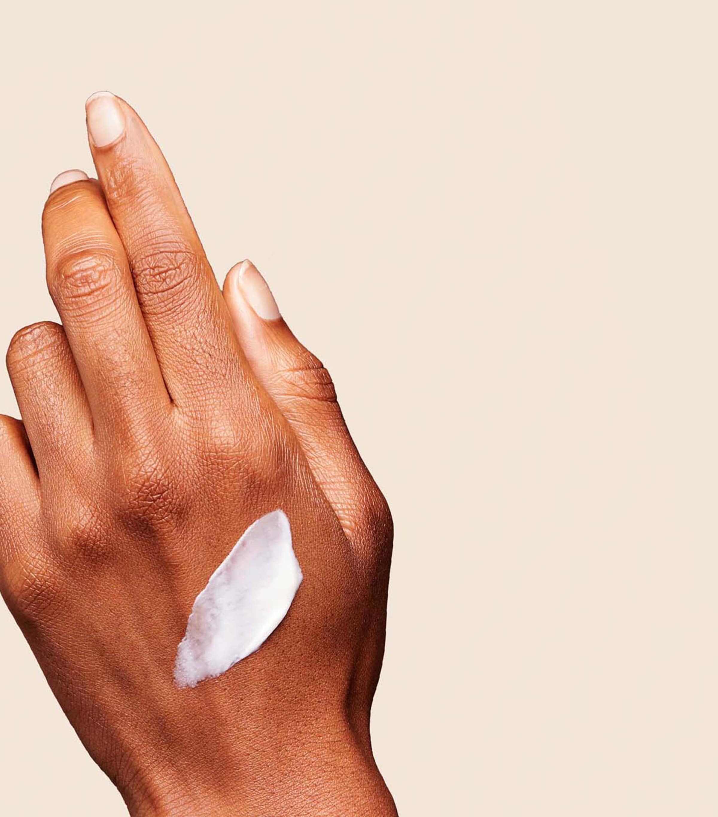 Hand And Nail Treatment Cream (100ml) BEIGE Image 3