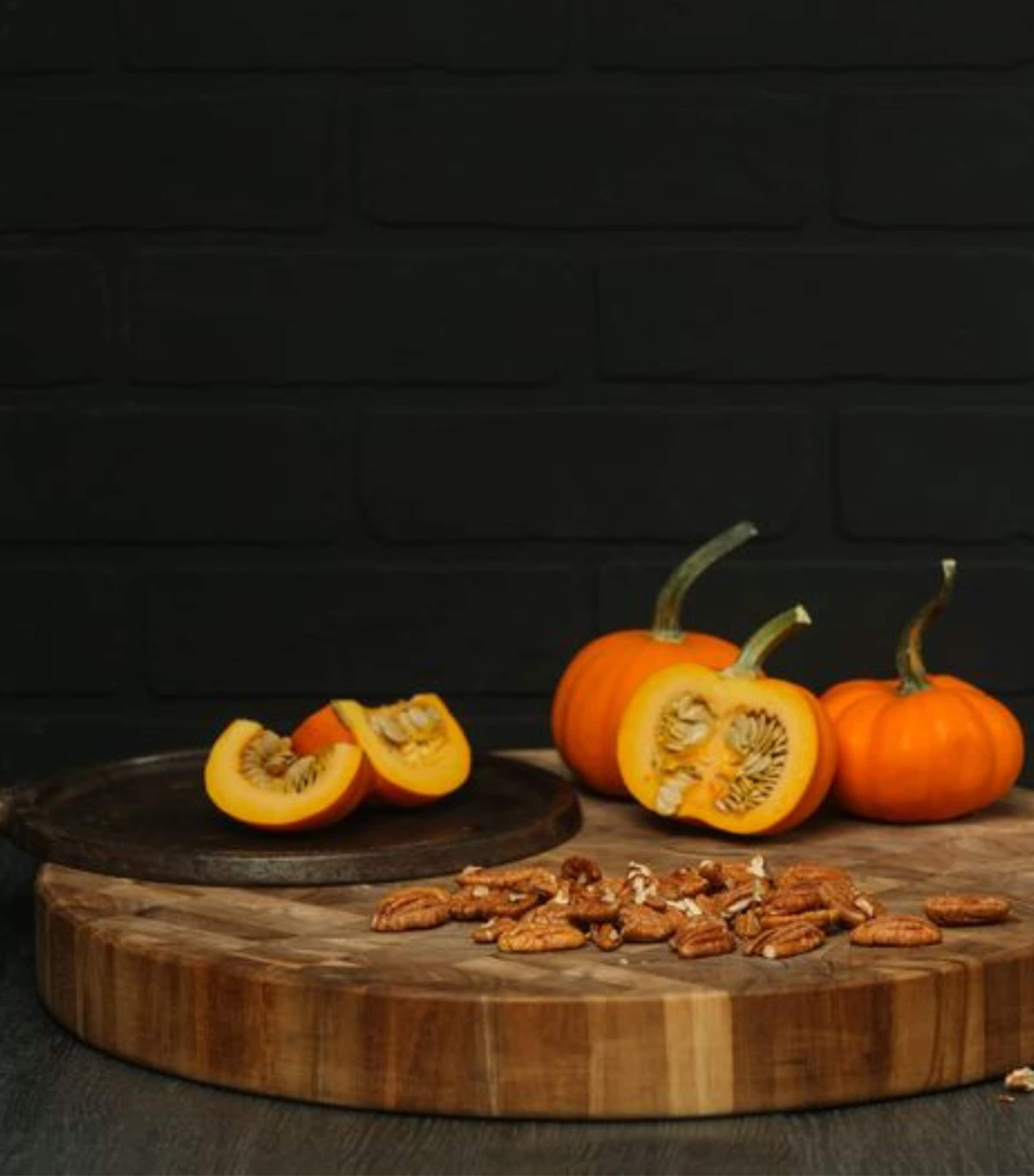 TeakHaus Round Serving and Cutting Board (46cm) Wood Image 3