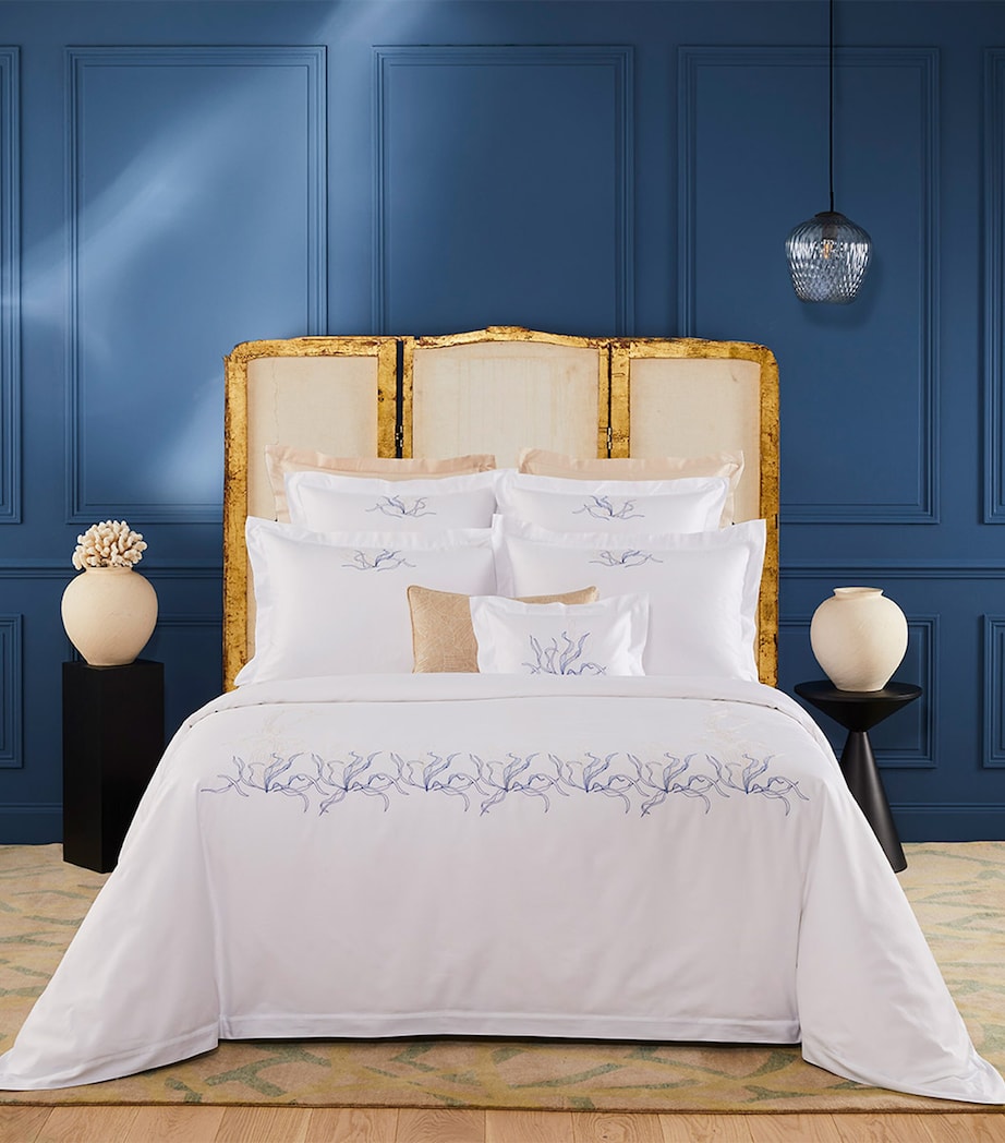 Yves Delorme Couture Nautilus King Oxford Pillowcase (50cm x 90cm) Blc/blu Image 1