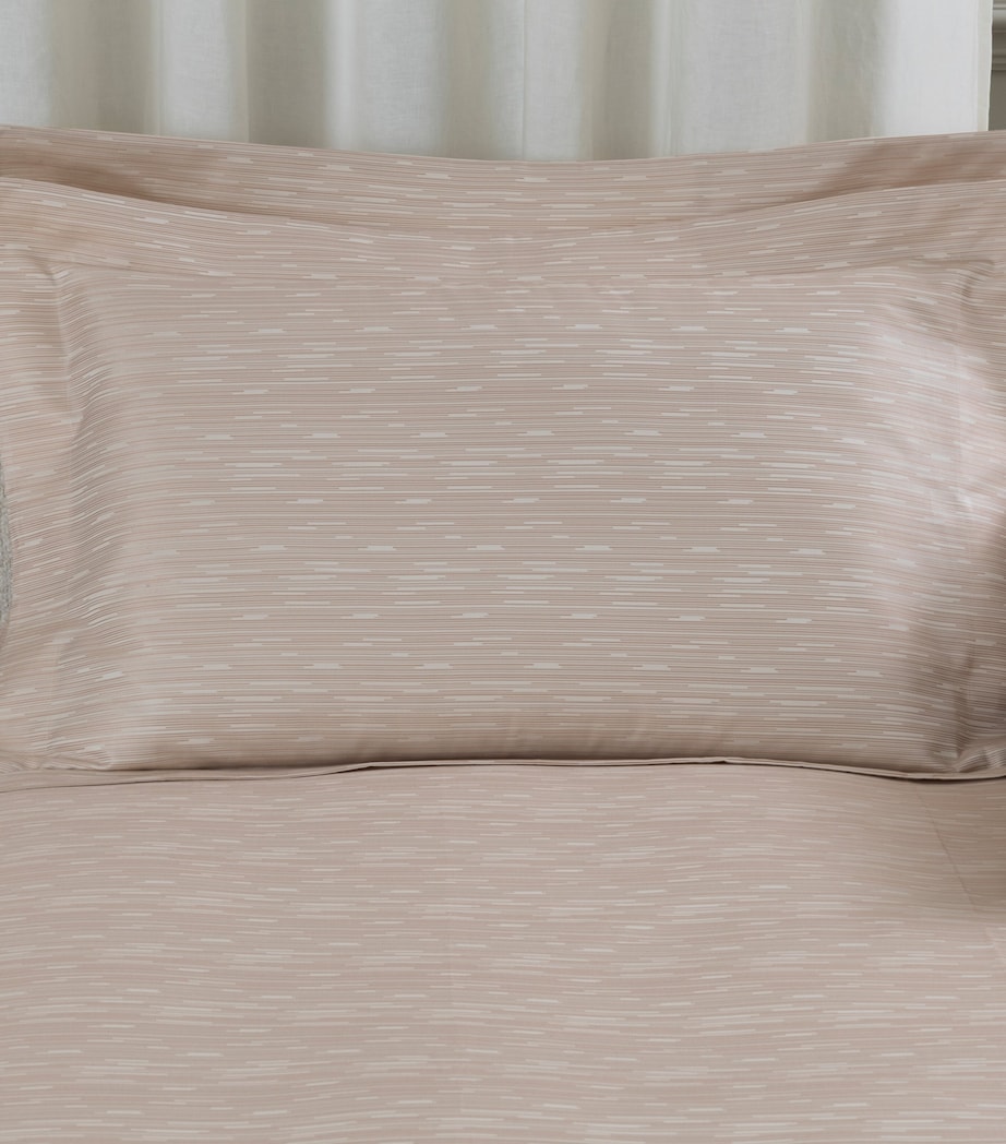 Frette Stardust Jacquard Oxford Pillowcase (51cm x 71cm) Vanilla/misty Image 3