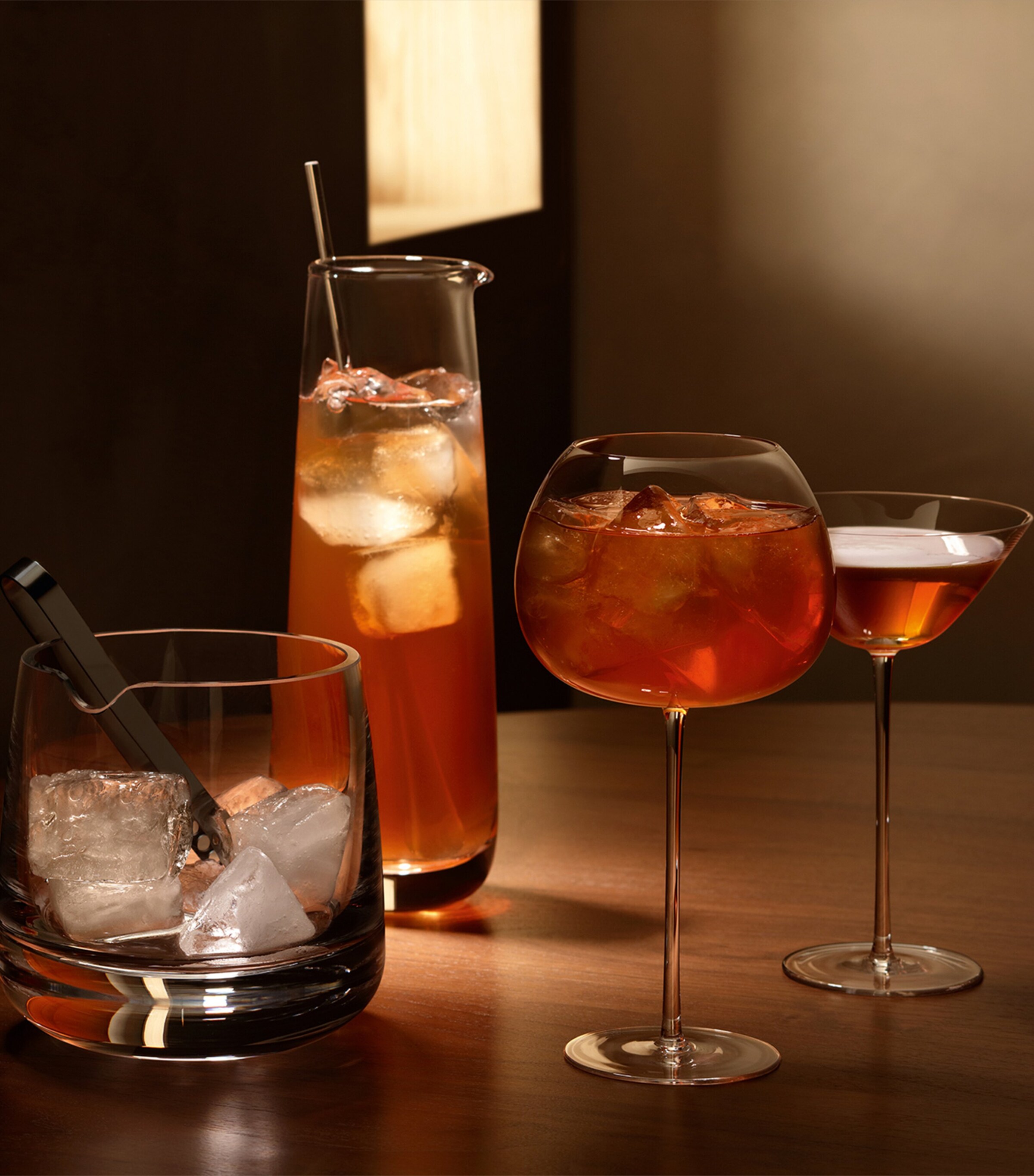 Set of 2 Bar Culture Cocktail Glasses (280ml) CLEAR Image 4