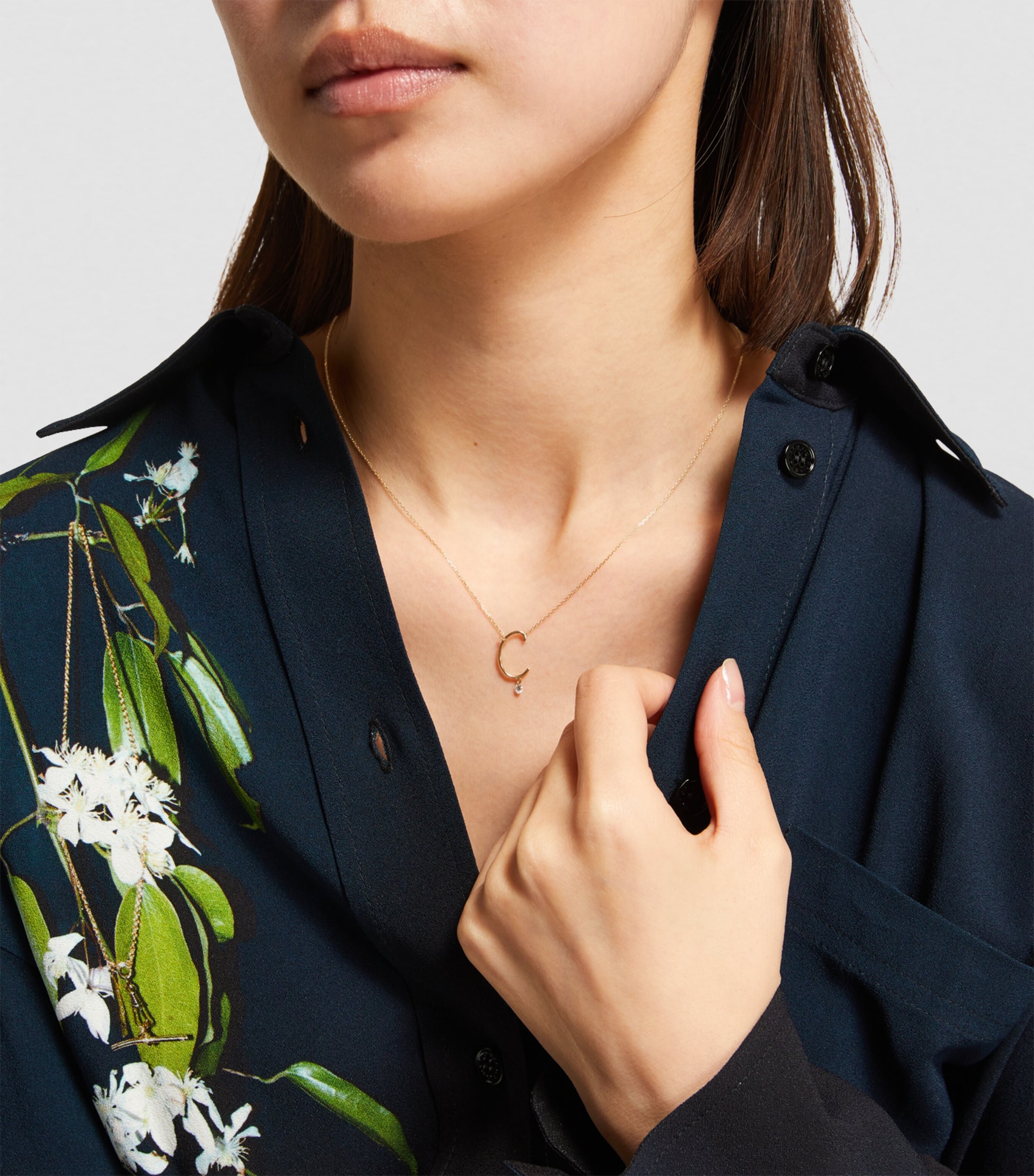 Persée Yellow Gold and Diamond Alphabet Necklace Yellow Gold Image 3