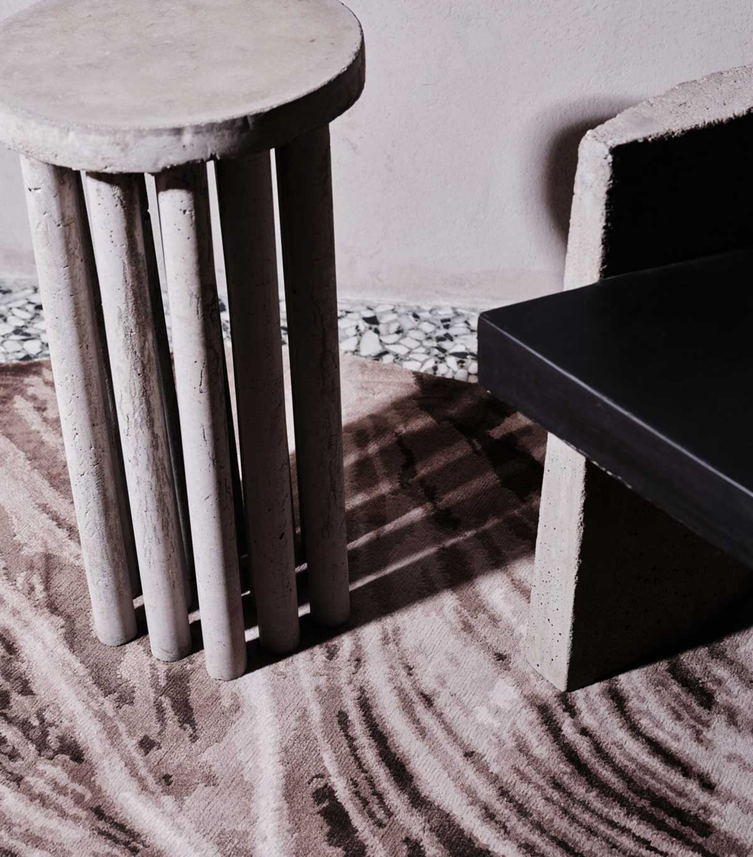 Wool-Silk Falls Graphite Shaped Rug (2.74m x 1.83m) GREY Image 5